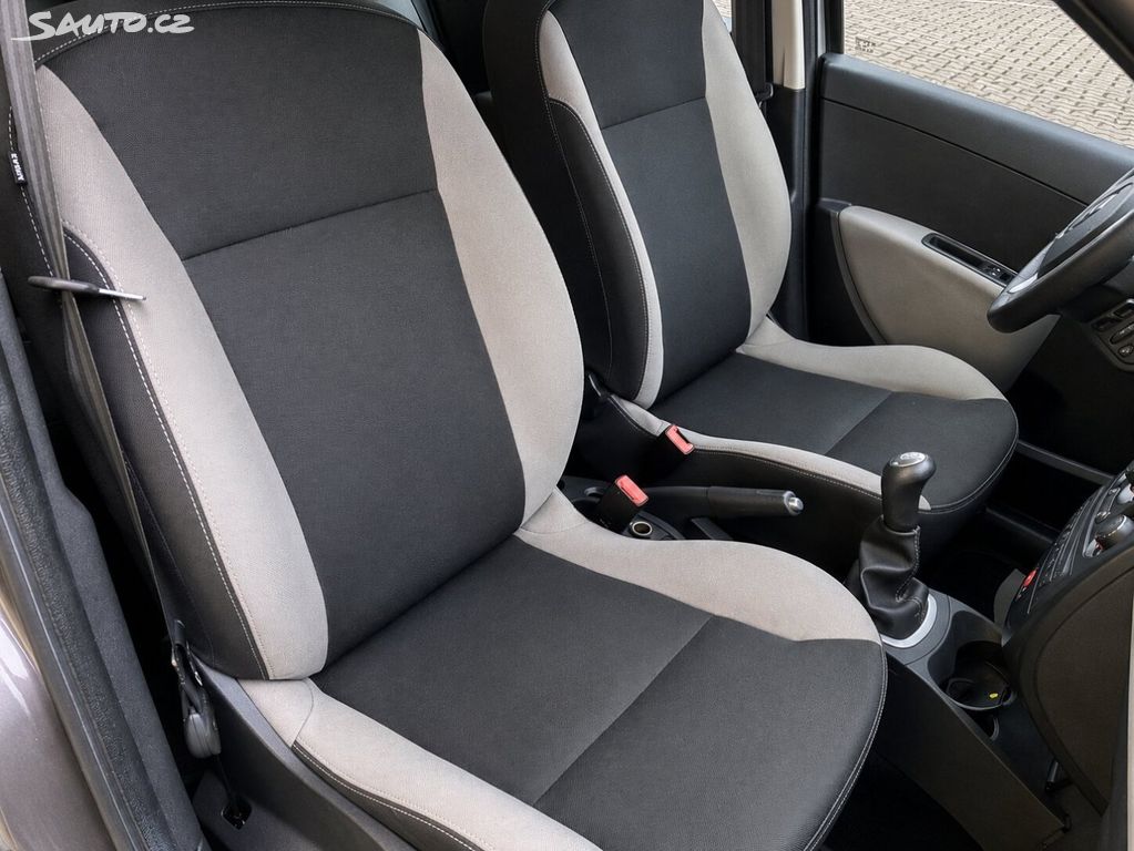 2011 Renault Clio