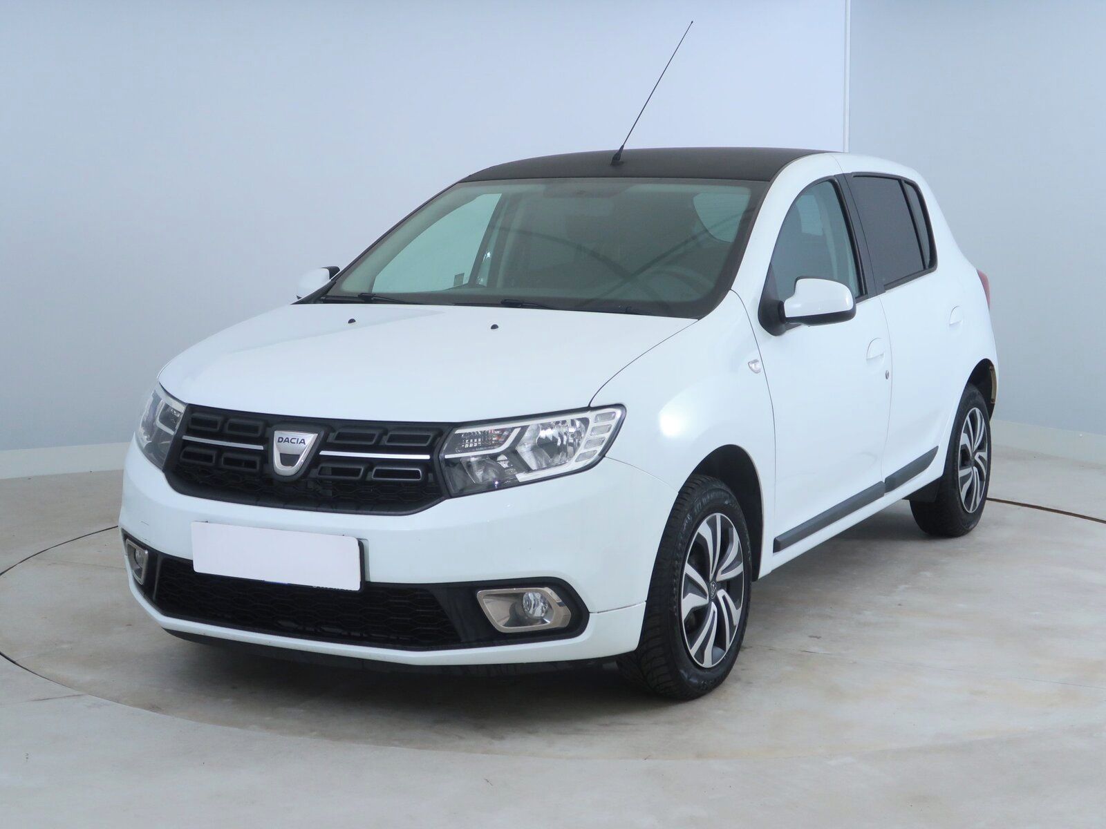 Dacia Sandero, 0.9 TCe, ČR,1.maj, Serv.kniha - fotka 2