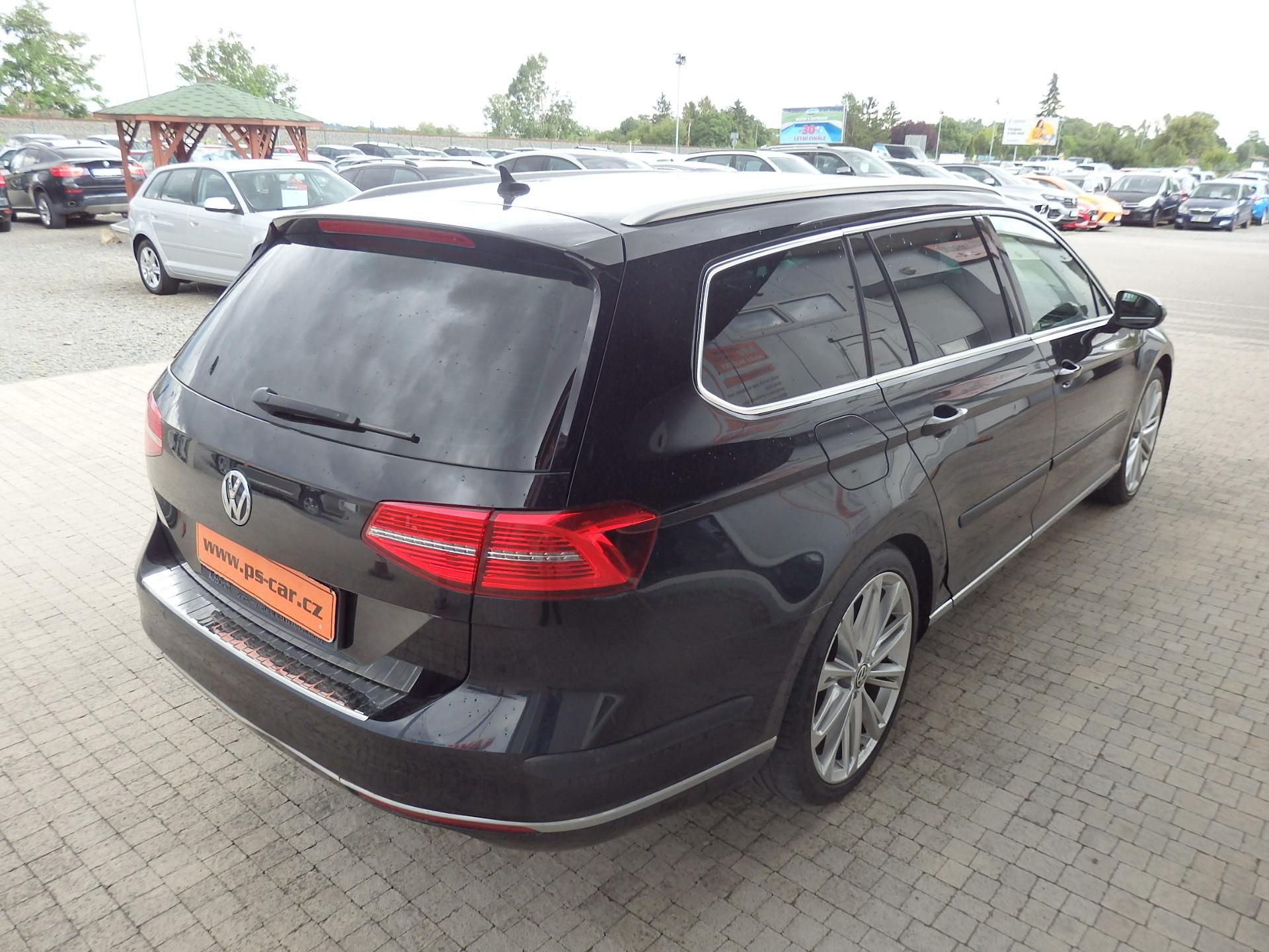 Volkswagen Passat, 2.0 TDI 140 kW ZÁVĚS - fotka 4