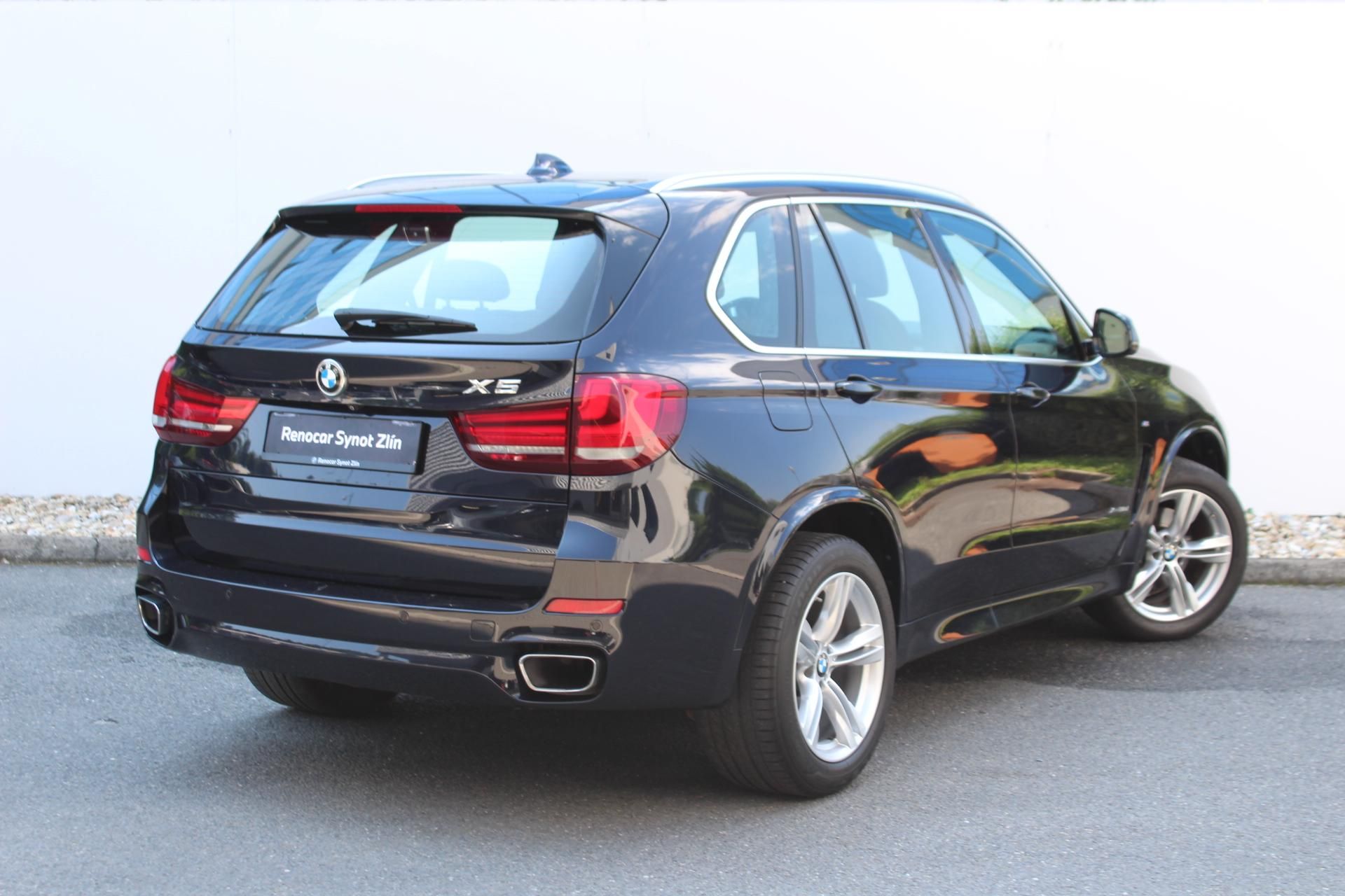 BMW X5, xDrive30d - fotka 2