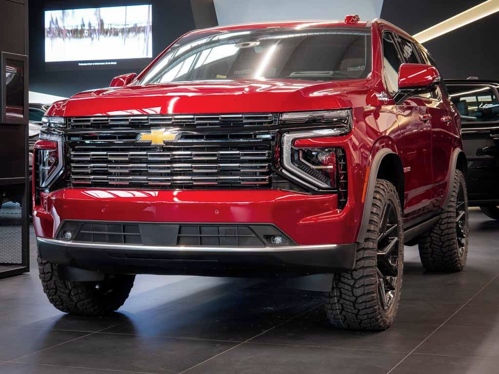 Chevrolet Tahoe, 6.2 V8 High Country 2.5" Lift