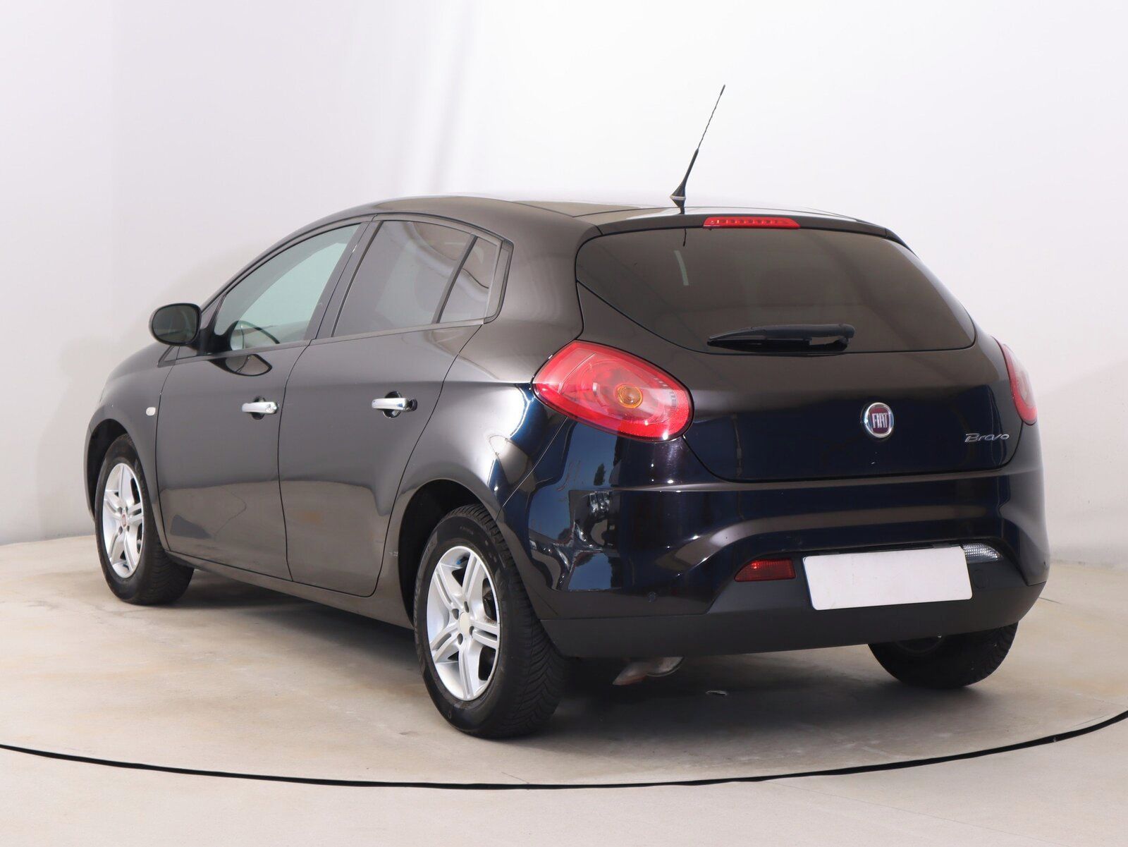 Fiat Bravo, 1.4 16V, po STK, jezdí dobře - fotka 4