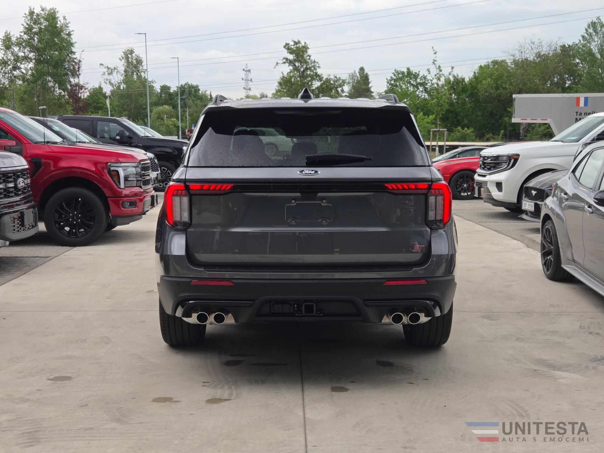 Ford Explorer, 2025 Explorer ST 4x4 - fotka 4