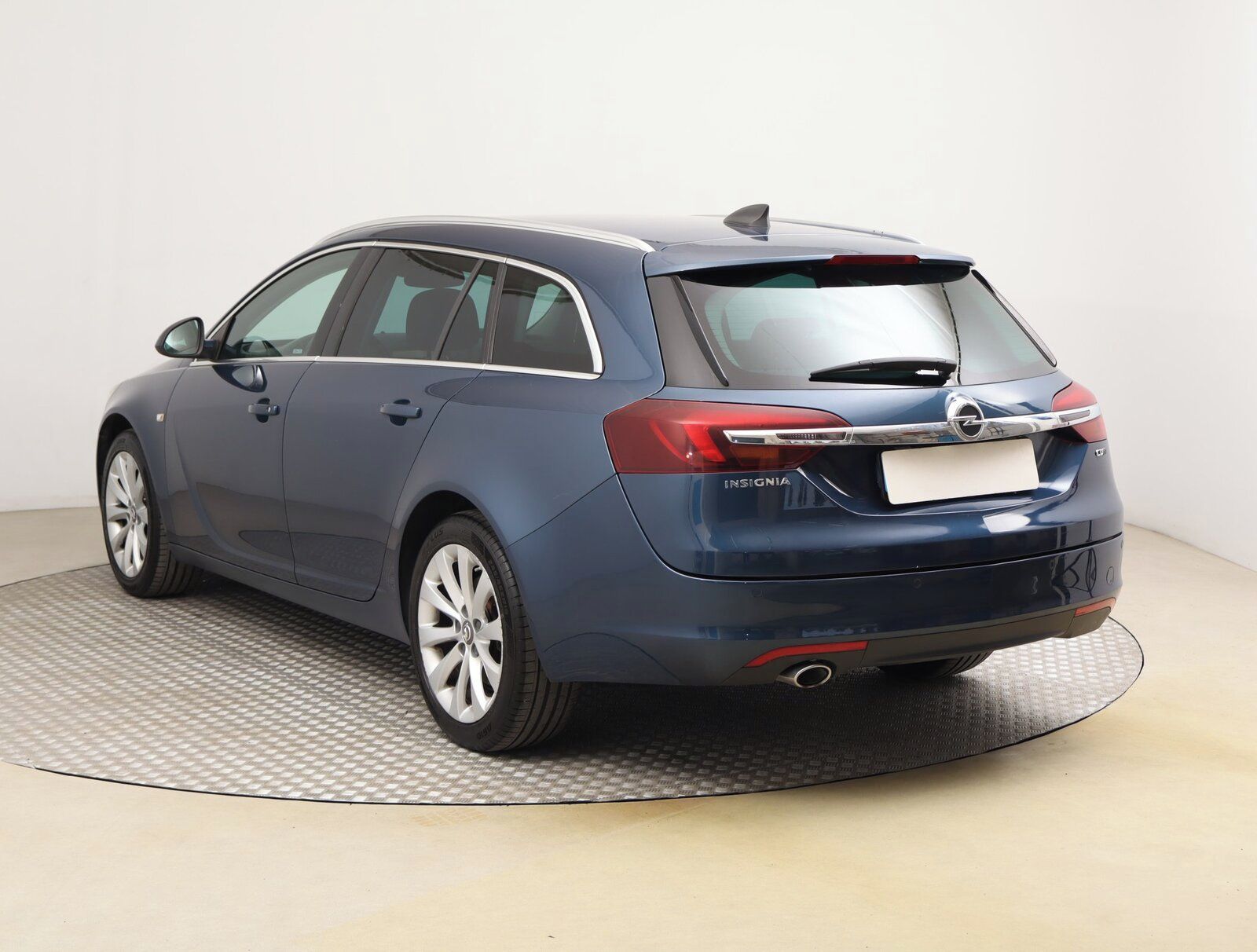 Opel Insignia, 2.0 CDTI, Automat, Navi - fotka 4