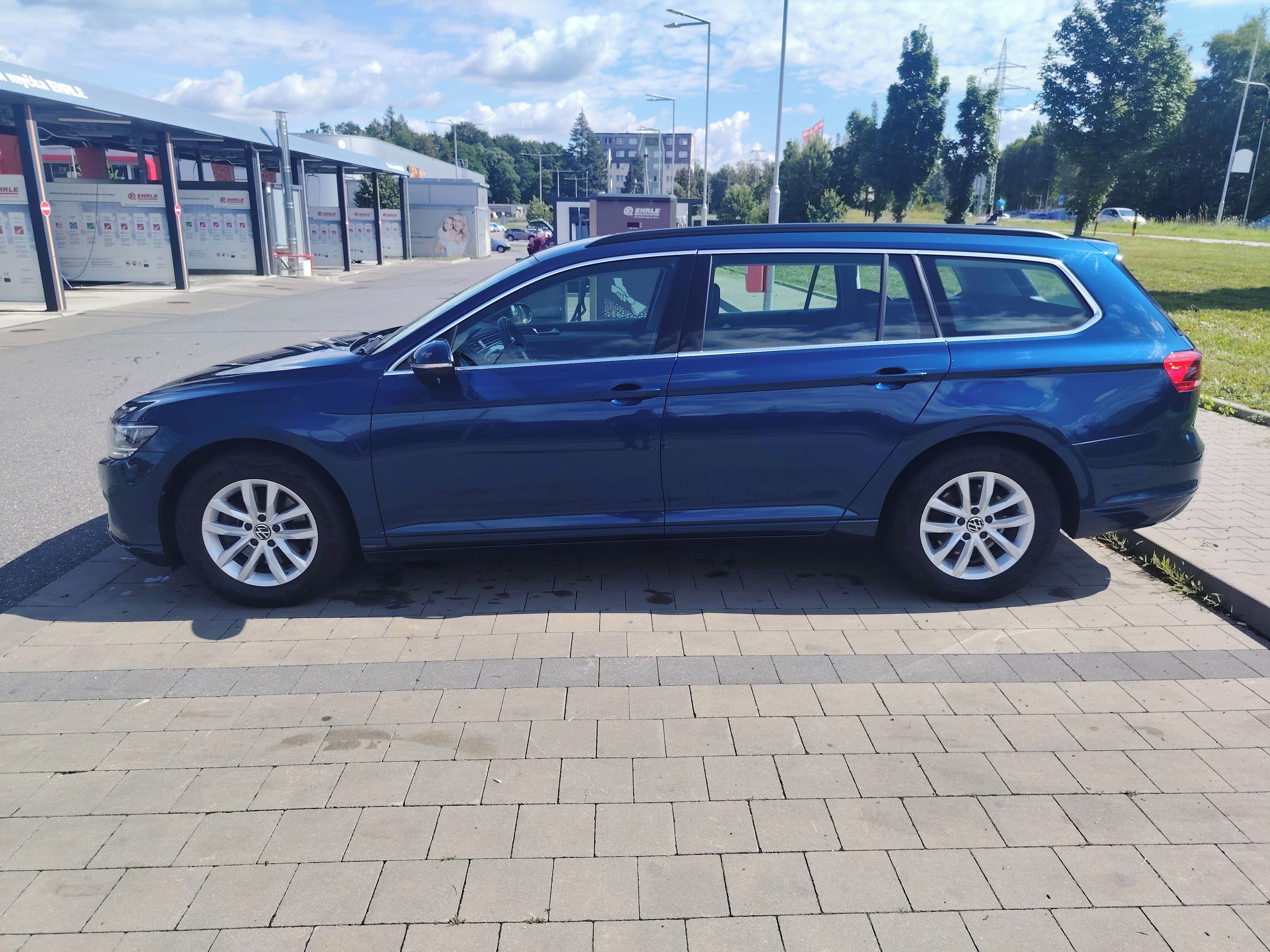 Volkswagen Passat, 2.0 TDI Business - fotka 6