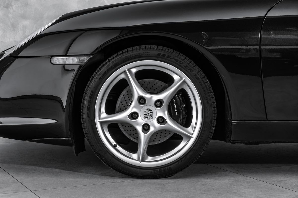 Porsche 911, Carrera 996.2 Cabrio - fotka 5