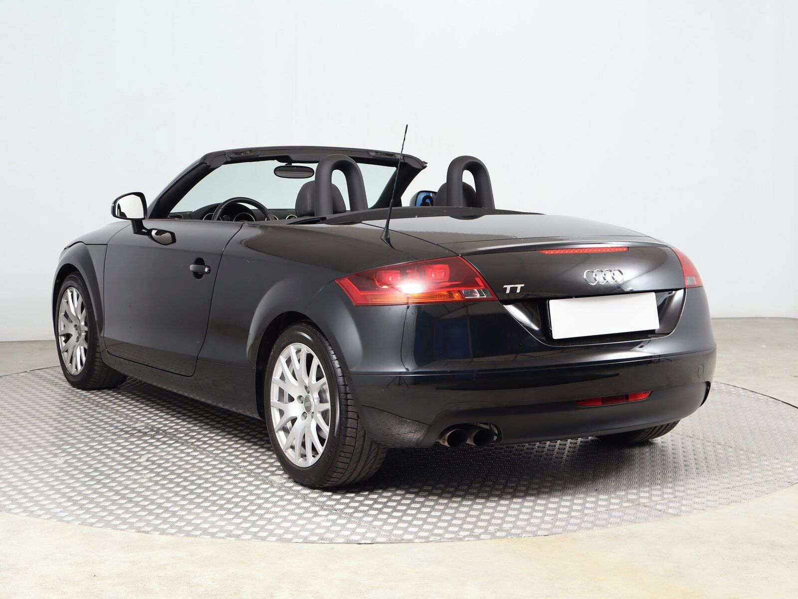 Audi TT, 2.0 TFSI, ČR,1.maj, Serv.kniha - fotka 4