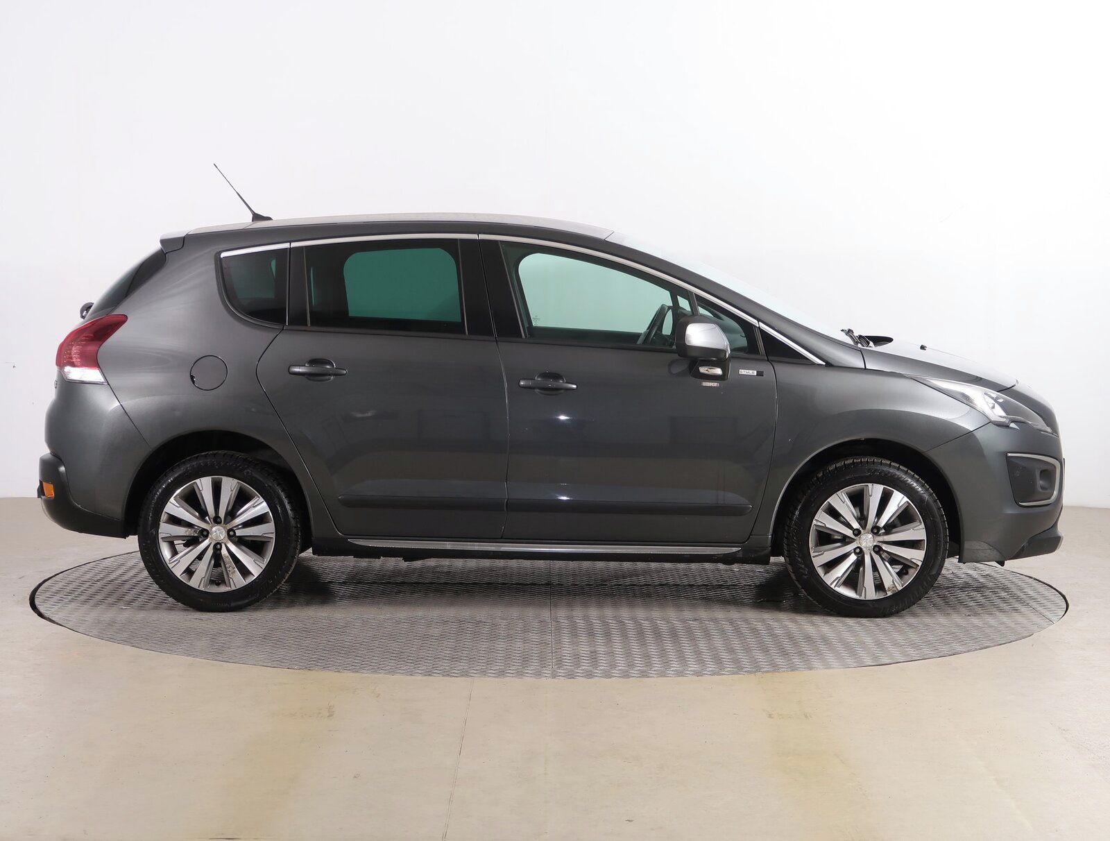 Peugeot 3008, 1.6 BlueHDi, Automat - fotka 6
