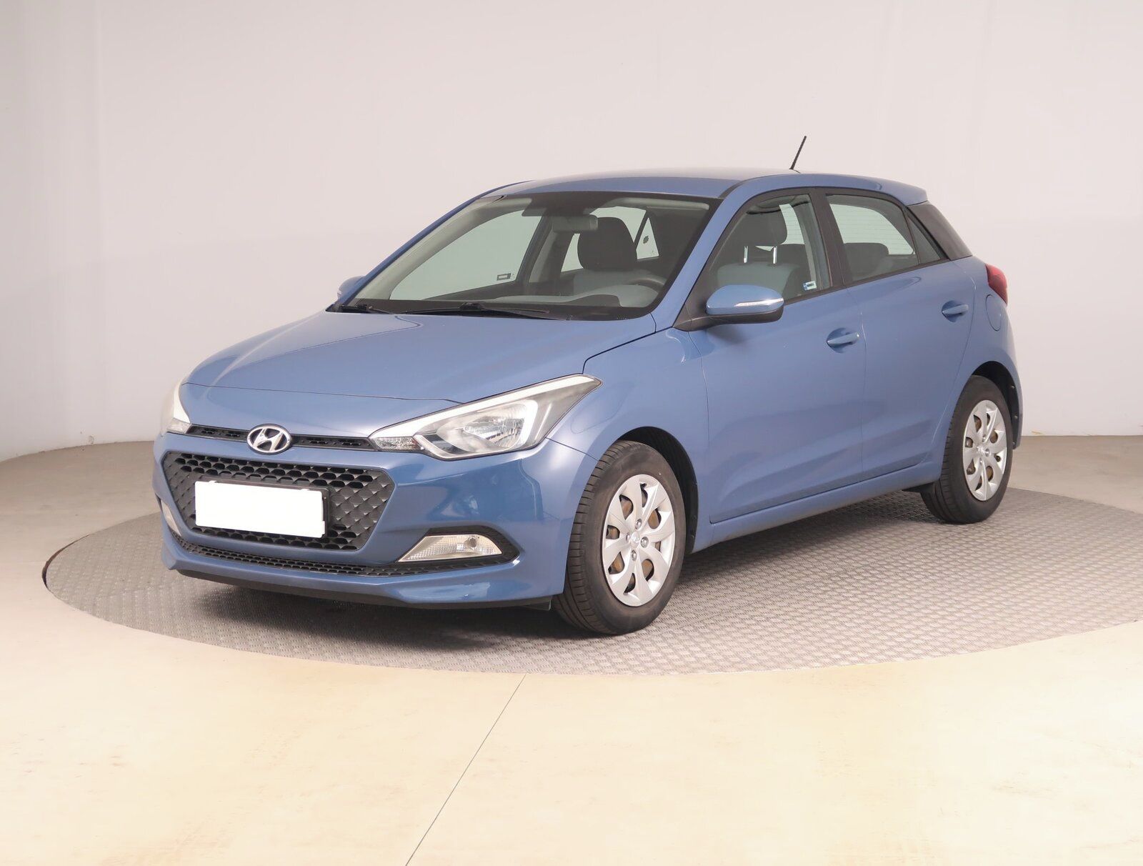 Hyundai i20, 1.2, ČR,1.maj, Serv.kniha - fotka 2