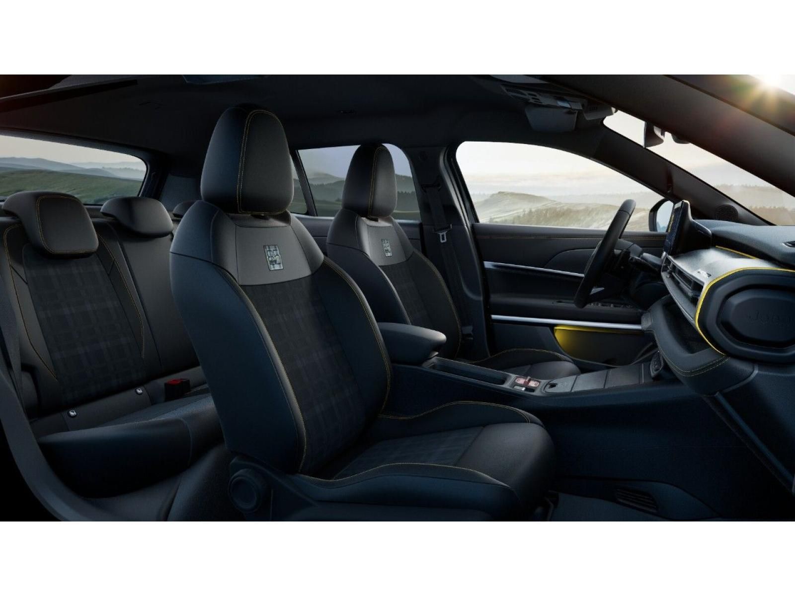 Jeep Avenger, 1.2 T e-hybrid AT 110k 85th - fotka 5