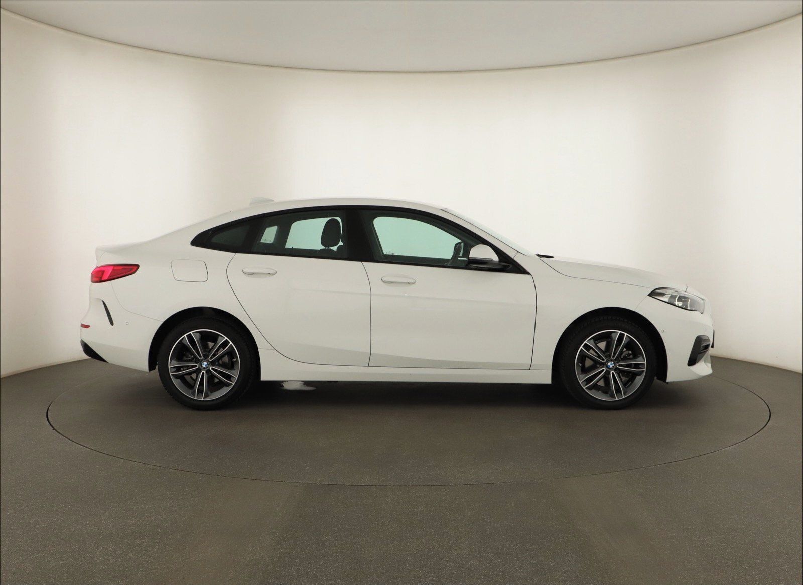 BMW Řada 2, 218i Gran Coupé, M Paket - fotka 6