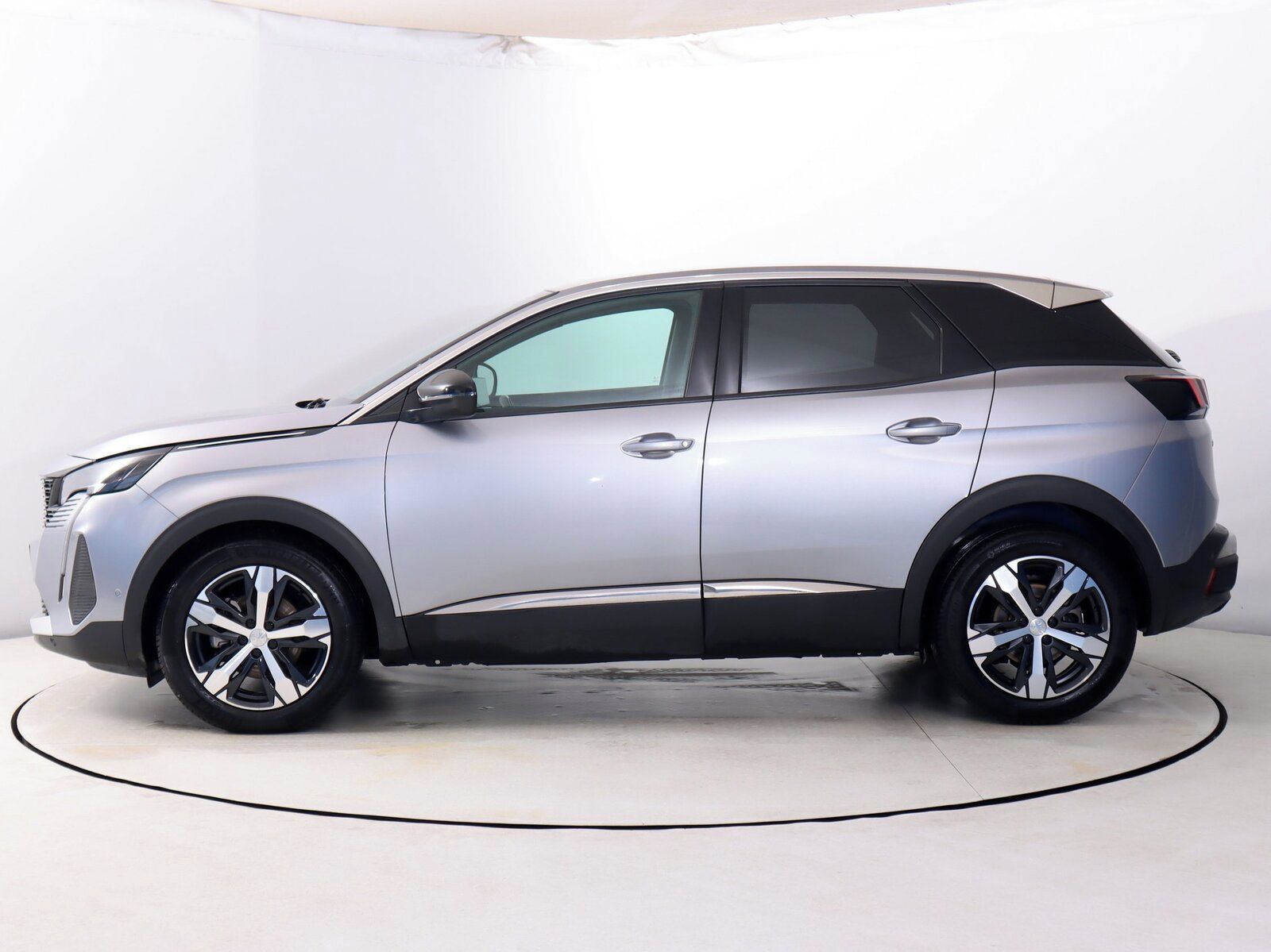 Peugeot 3008, 1.5 BlueHDi, Family, Automat - fotka 3