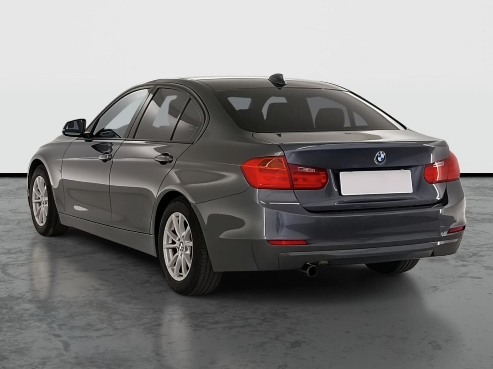 BMW Řada 3, 320 i, Edition Sport - fotka 4