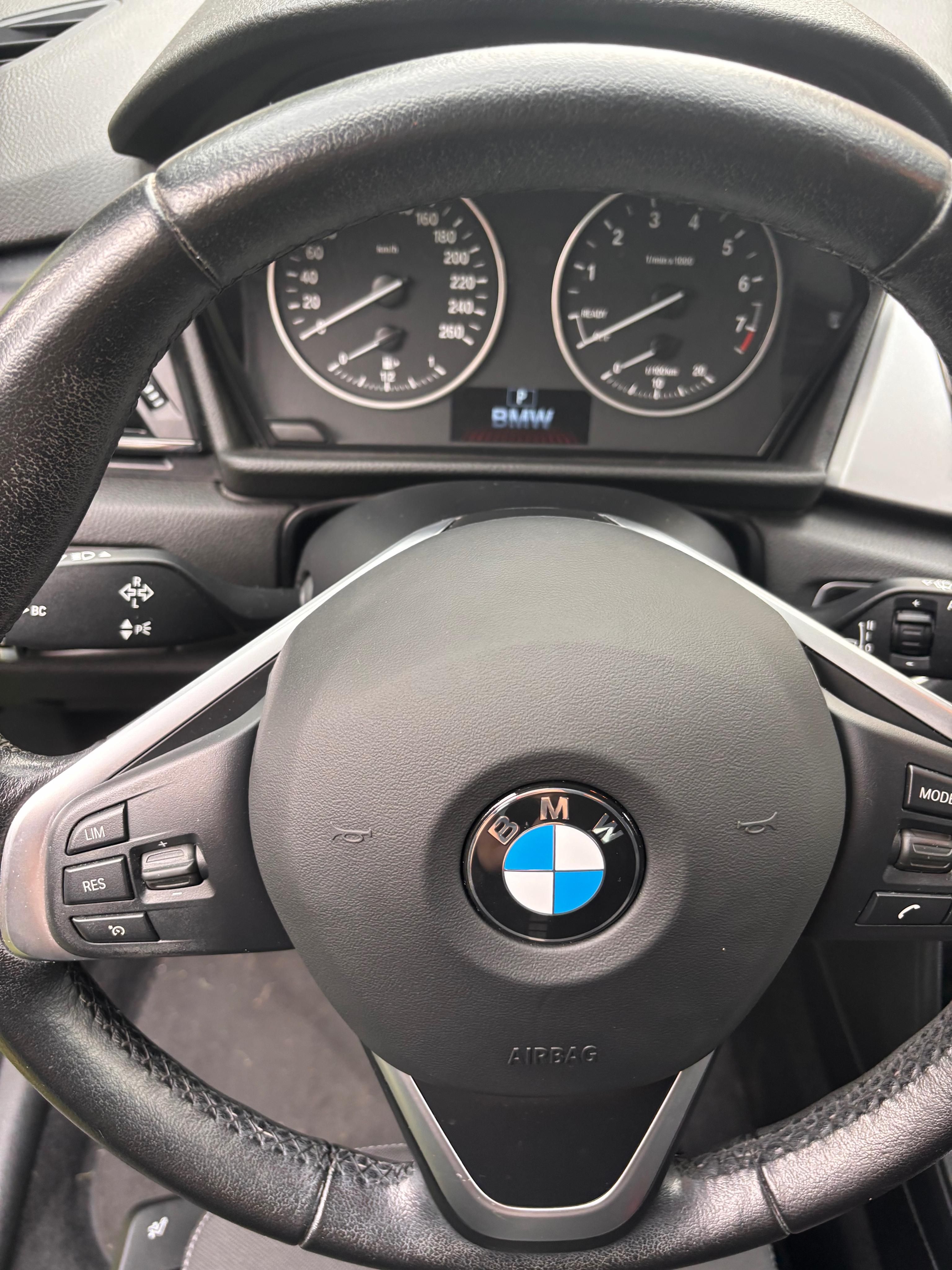 BMW Řada 2 - fotka 4