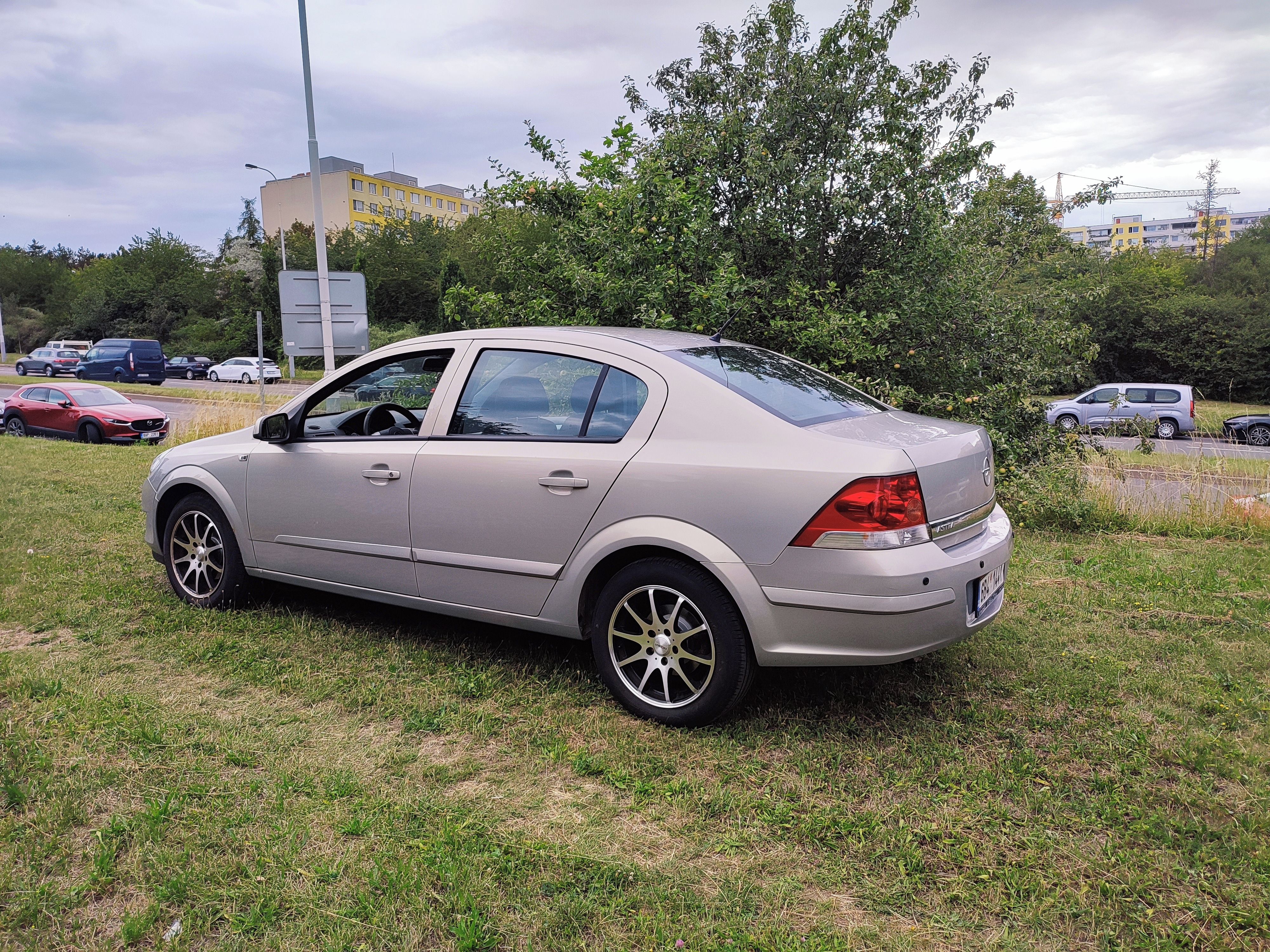 Opel Astra, Opel Astra + Servisní knížka - fotka 4