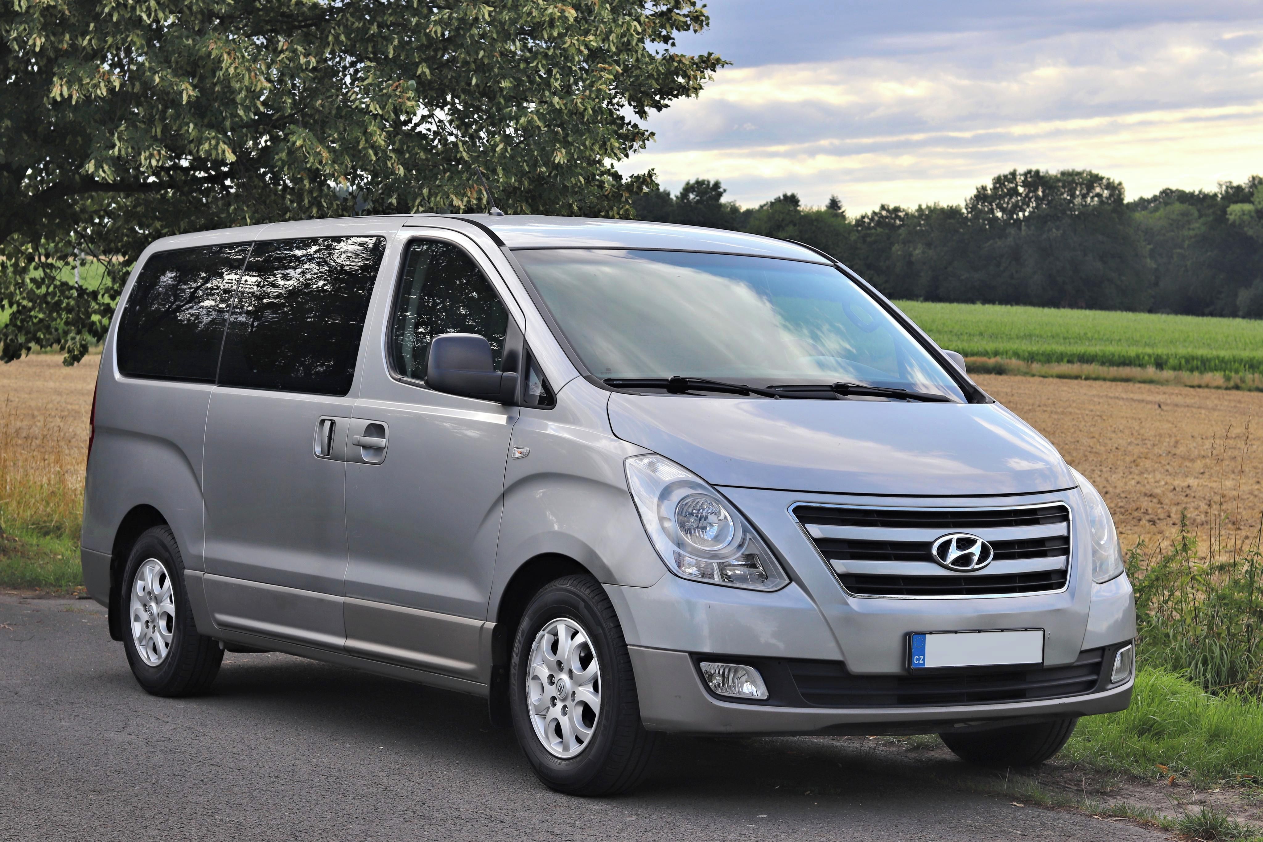 Hyundai H 1, 2,5 CRDi, 8 míst, CZ, 2xpneu - fotka 2