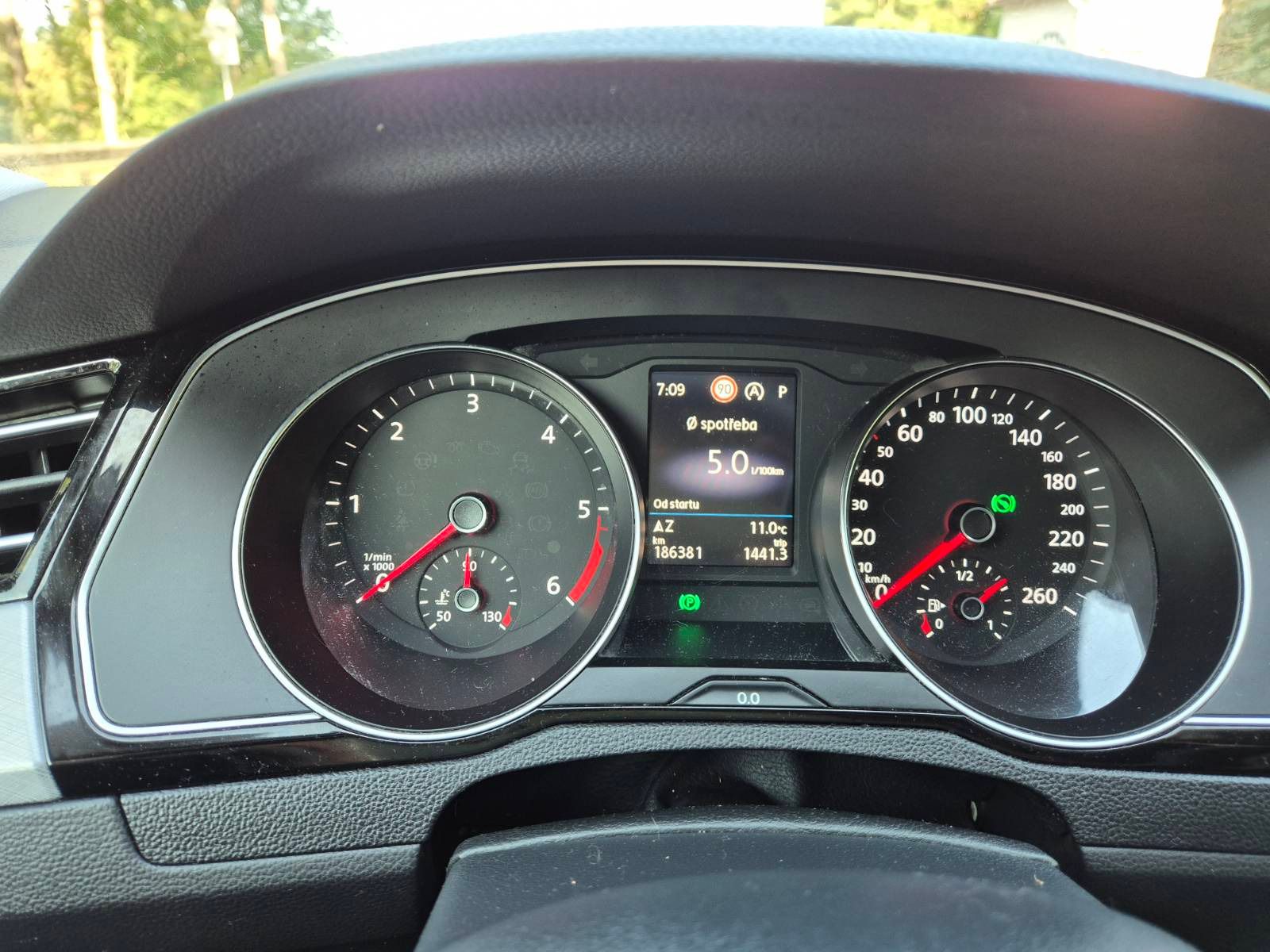Volkswagen Passat, B8 Variant 2.0TDI DSG - fotka 6