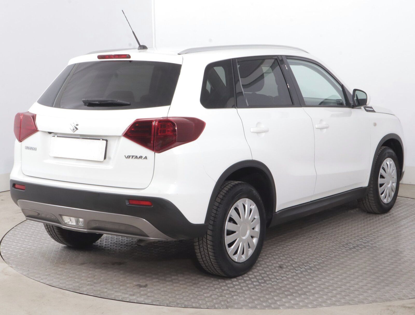 Suzuki Vitara, 1.0 BoosterJet, Automat - fotka 5