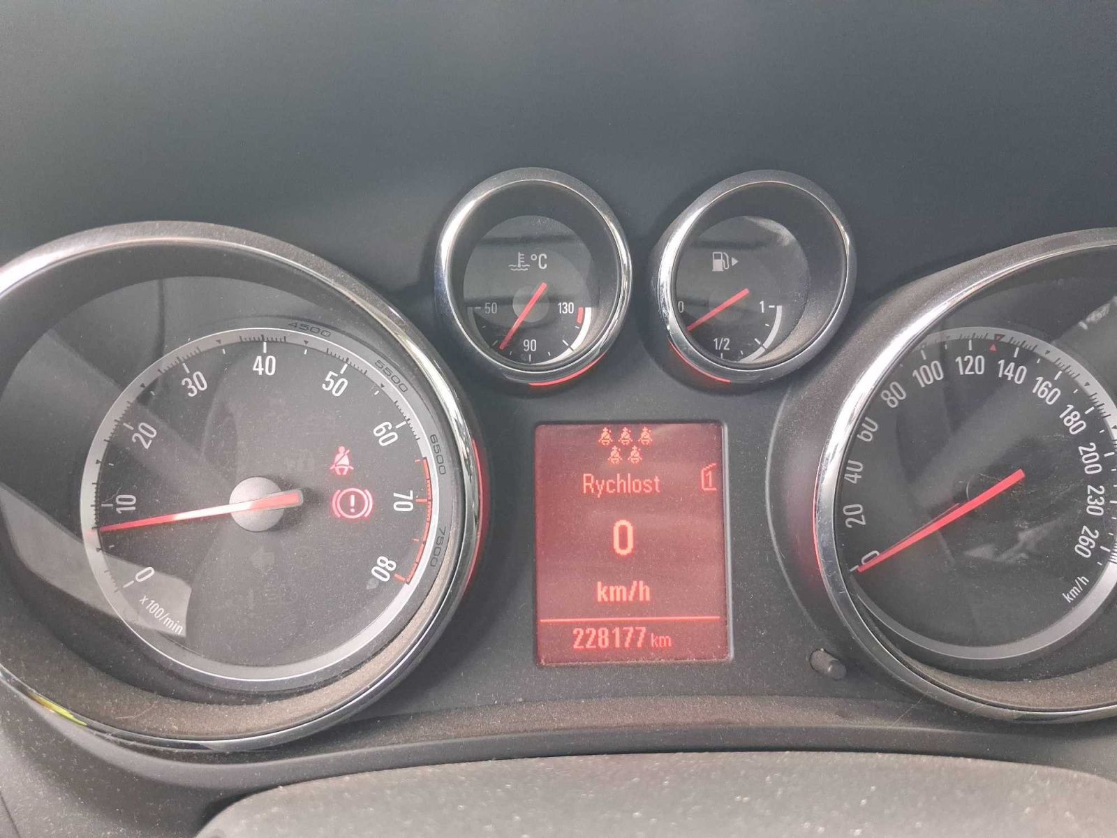 Opel Zafira, 1.6 CNG Turbo, 7 míst, po STK - fotka 3