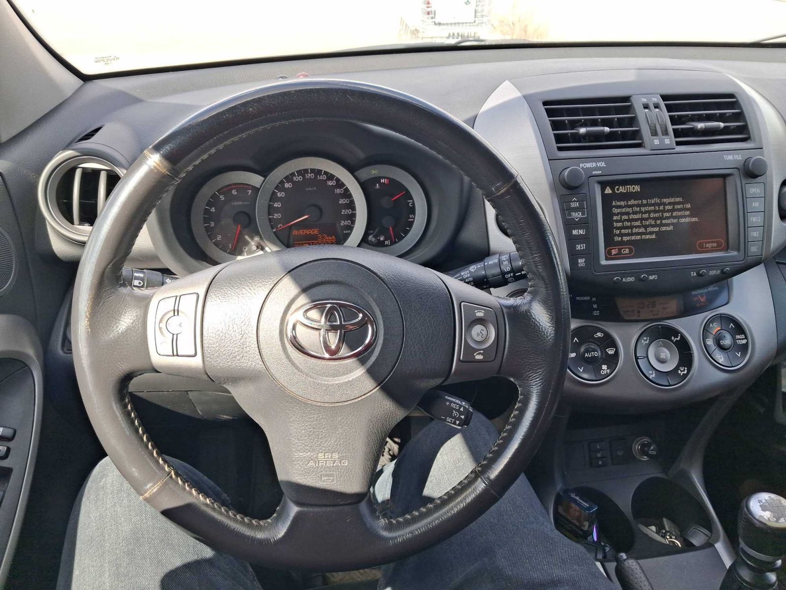 Toyota Rav4, 2.2 D-CAT, 4X4, Navi - fotka 3