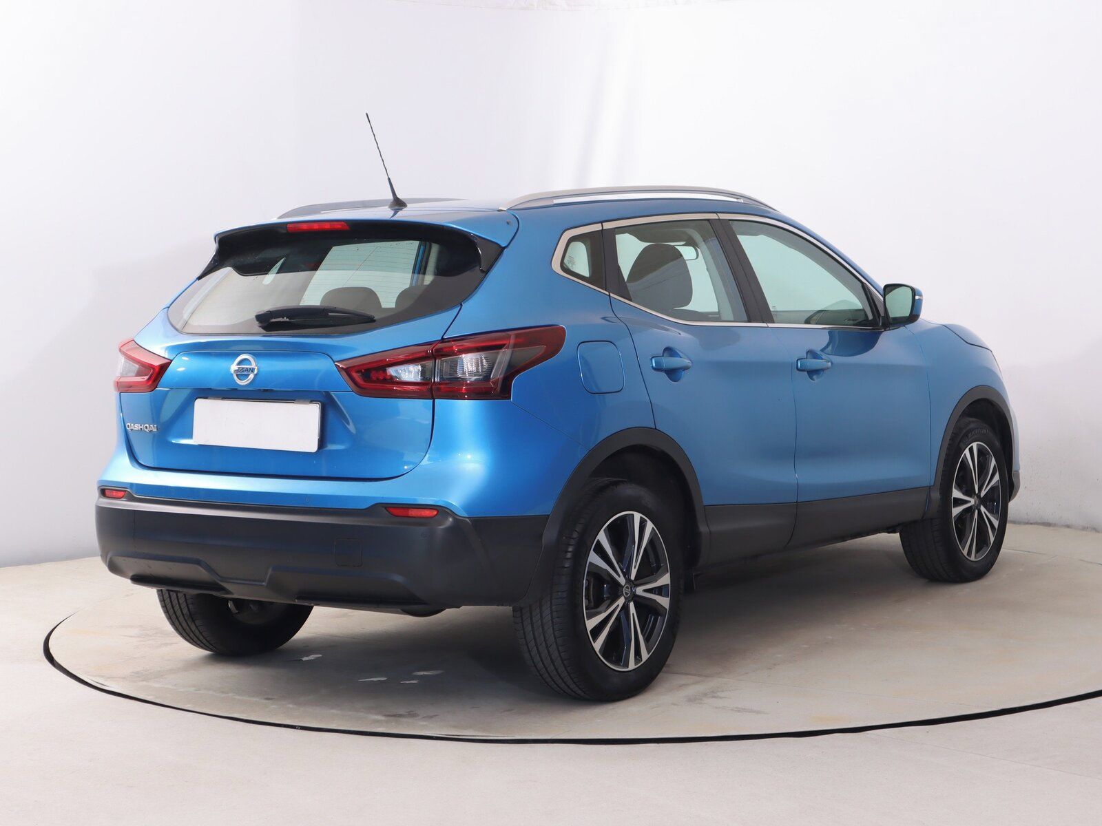 Nissan Qashqai, 1.3 DIG-T, Serv.kniha - fotka 5