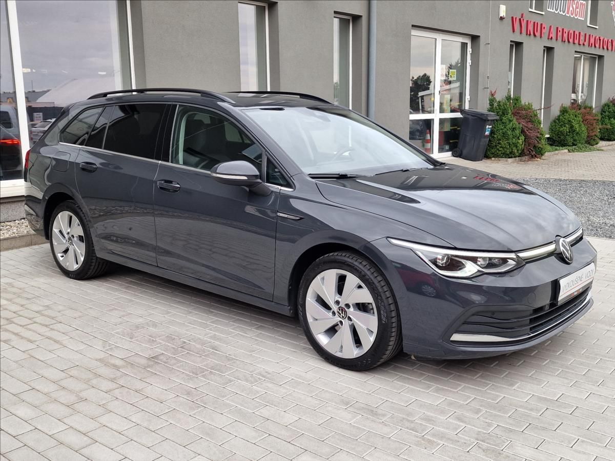 Volkswagen Golf, 2.0TDI 110kW DSG Style, 1.Maj - fotka 2