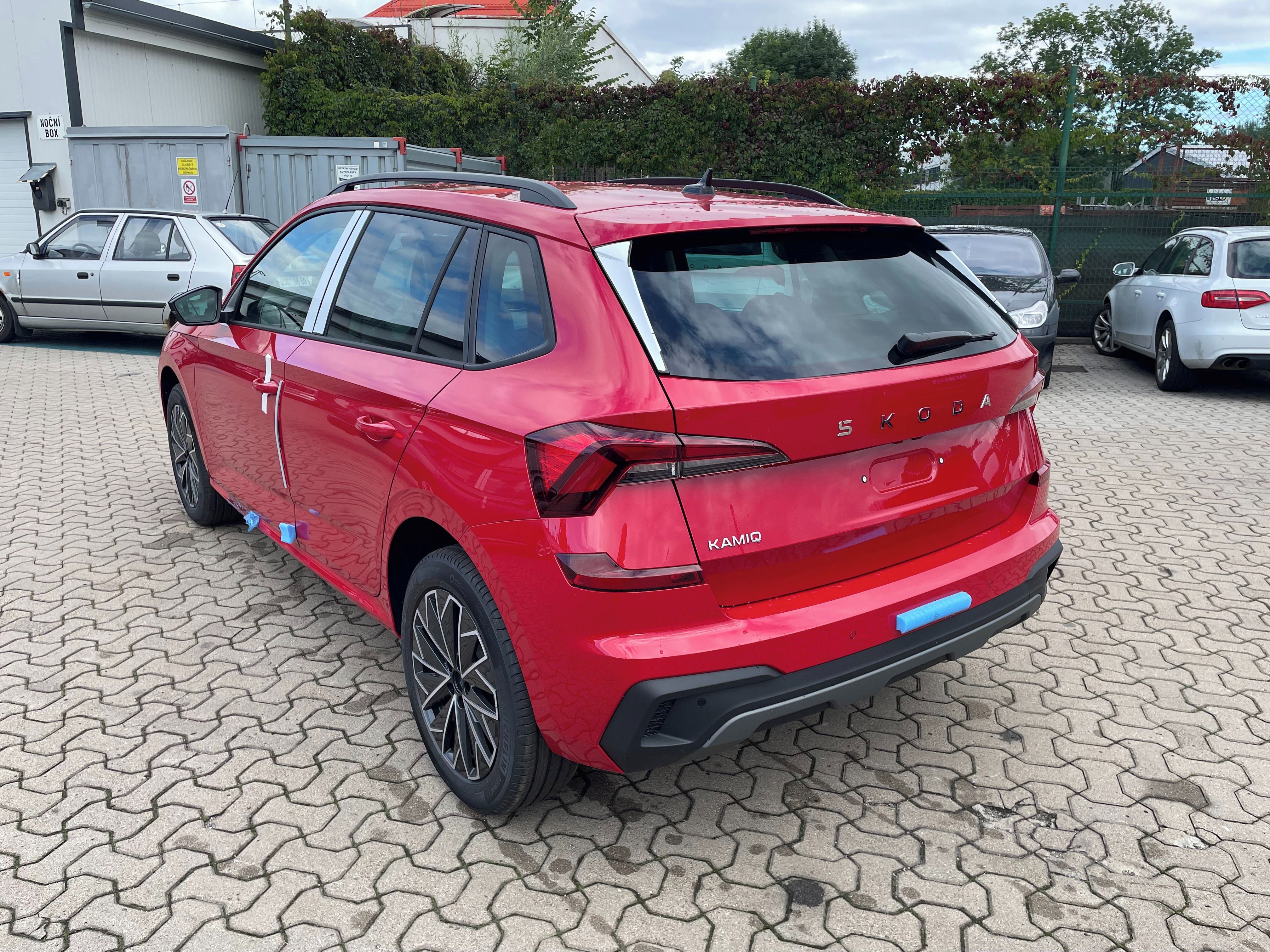 Škoda Kamiq, 1,0 TSI 85 kW, DSG Dynamic - fotka 2