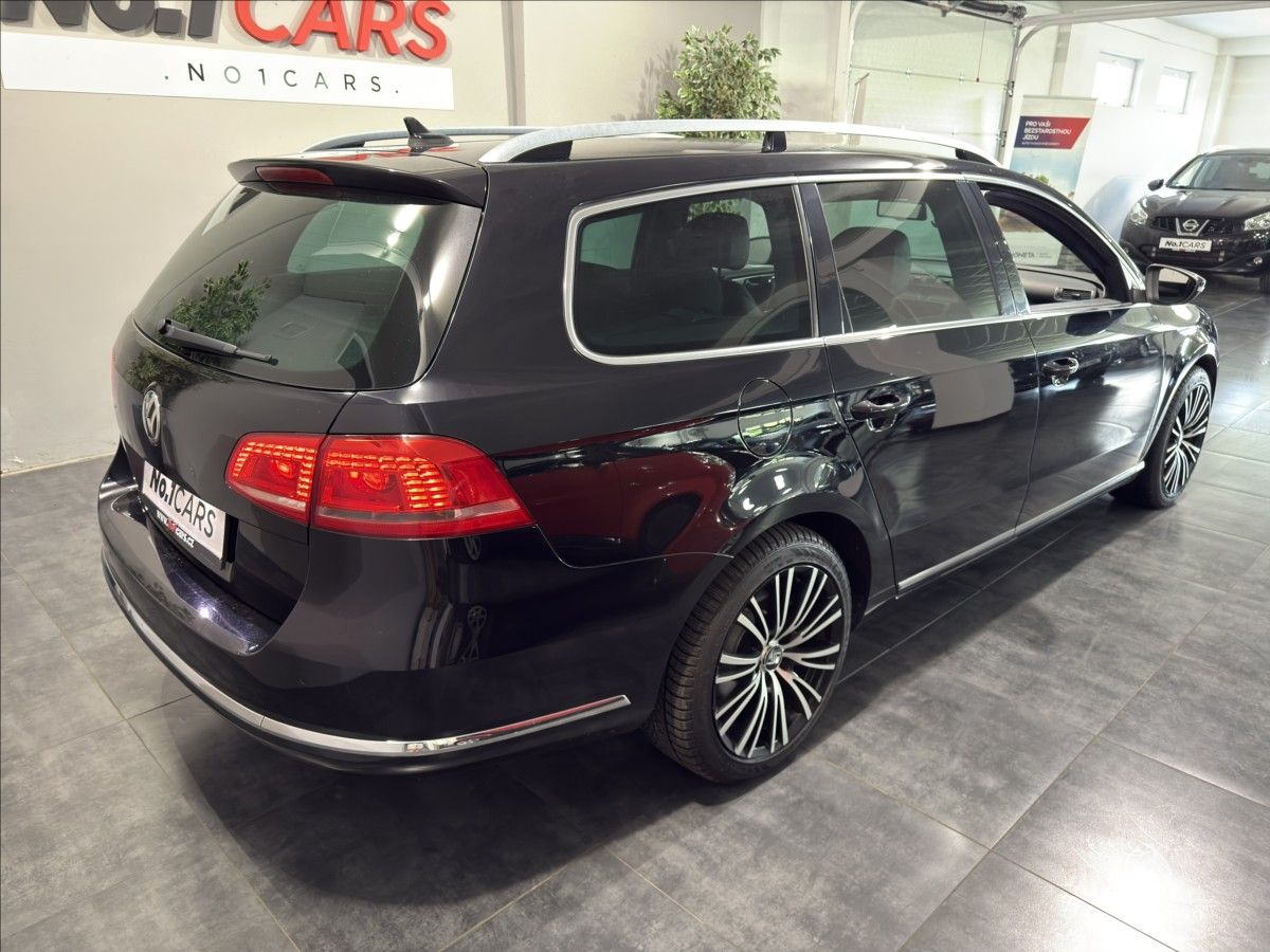 Volkswagen Passat, 2,0   TDI DSG HIGHLINE BIXEN - fotka 5