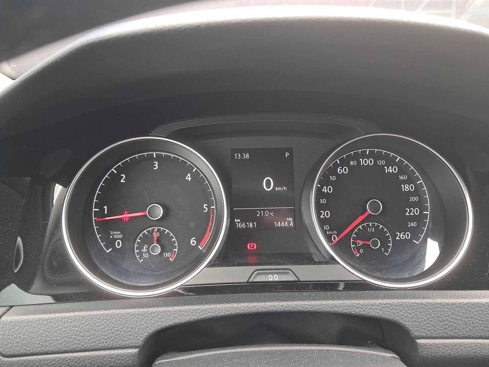 Volkswagen Golf, 1.6 TDI, Automat, Serv.kniha - fotka 3