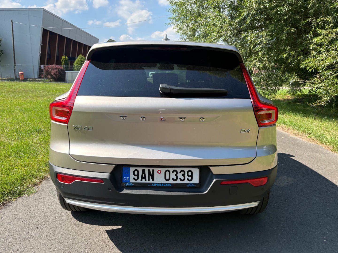 Volvo XC40, 2.0 145KW Aut Navi 1.CZ DPH - fotka 6