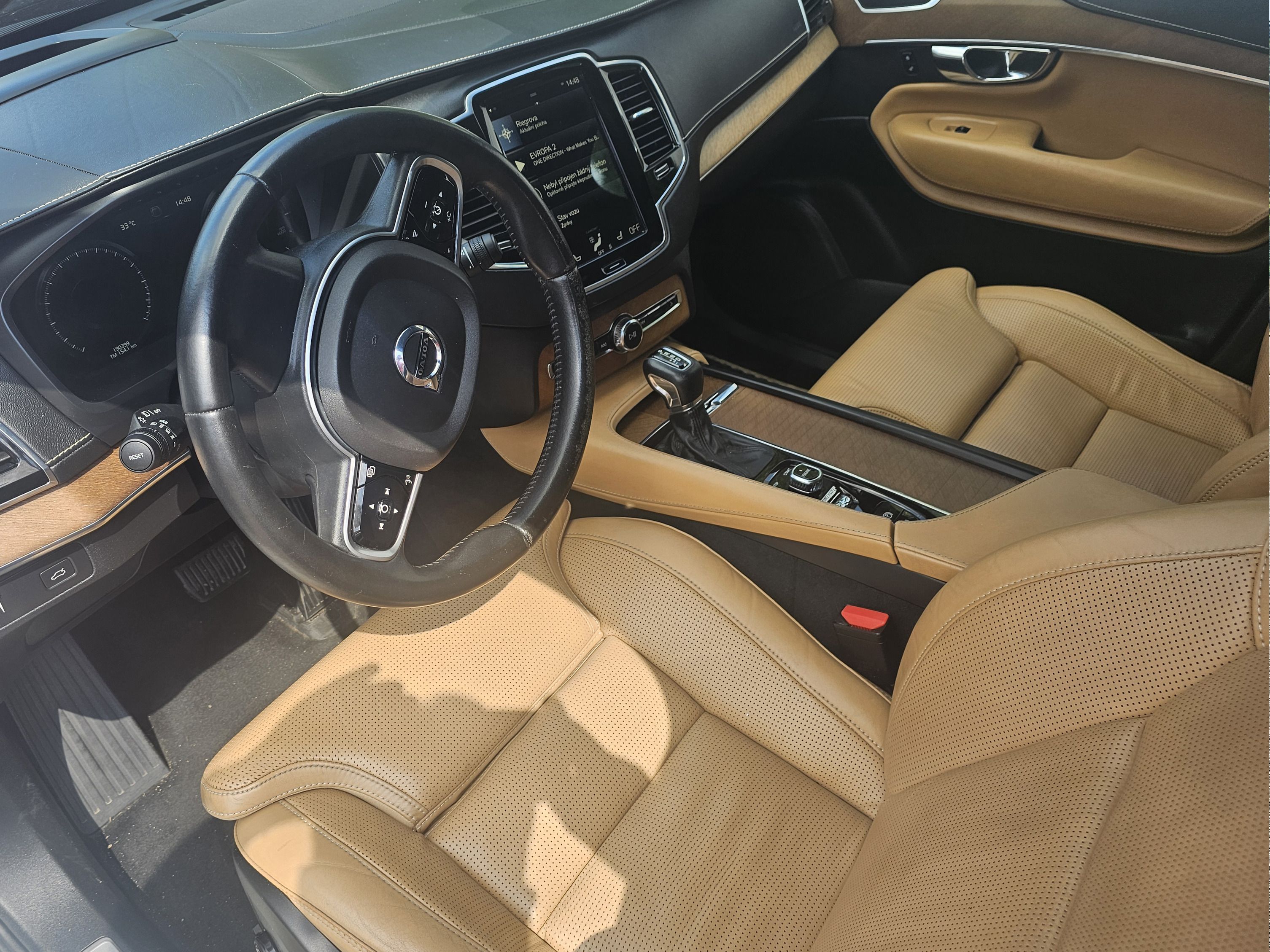 Volvo XC90, Volvo XC90 2.0 D5 AWD Inscript - fotka 6