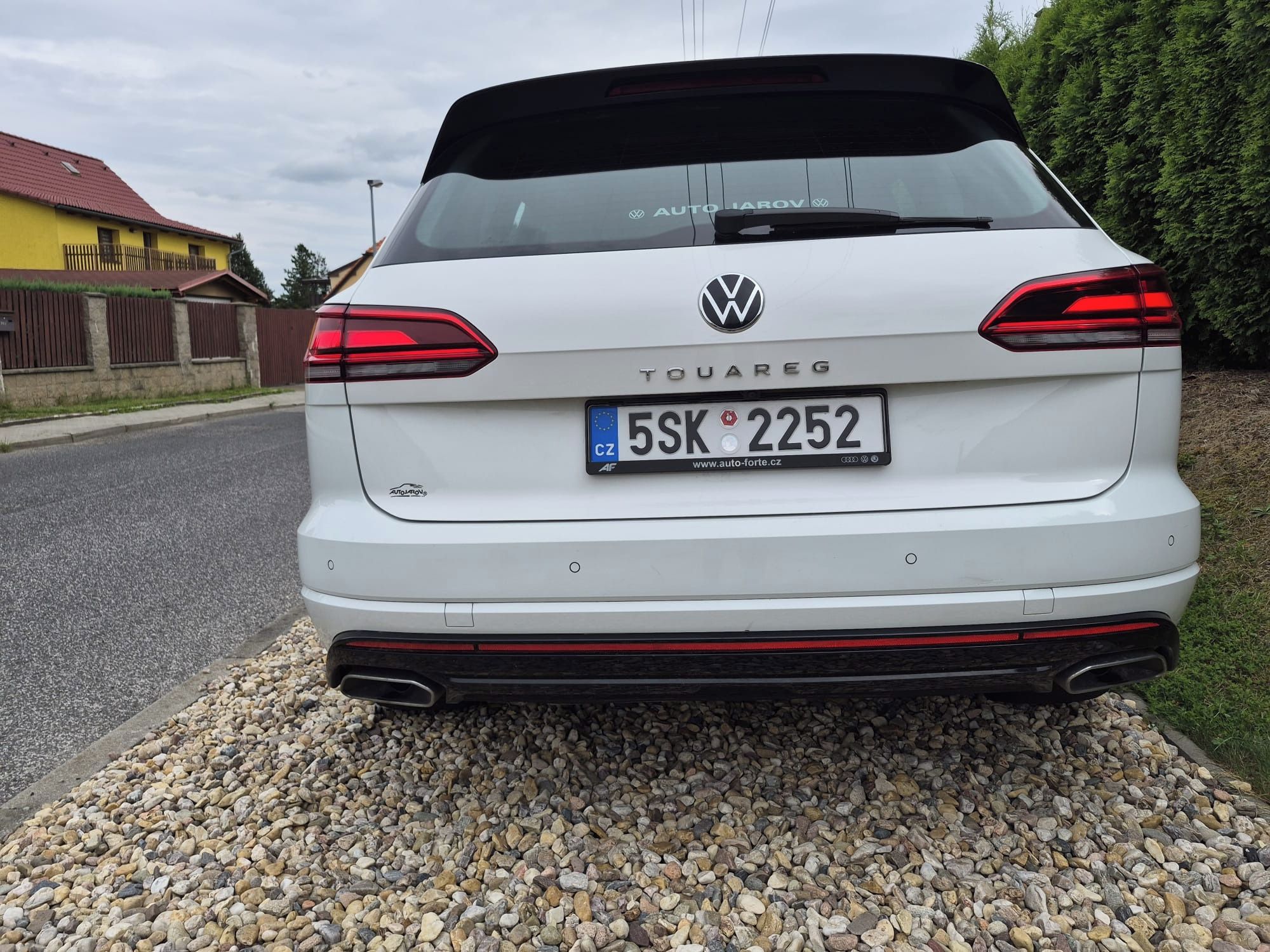 Volkswagen Touareg, 3.0TDI R-Line, 210kw 4x4, taž. - fotka 6