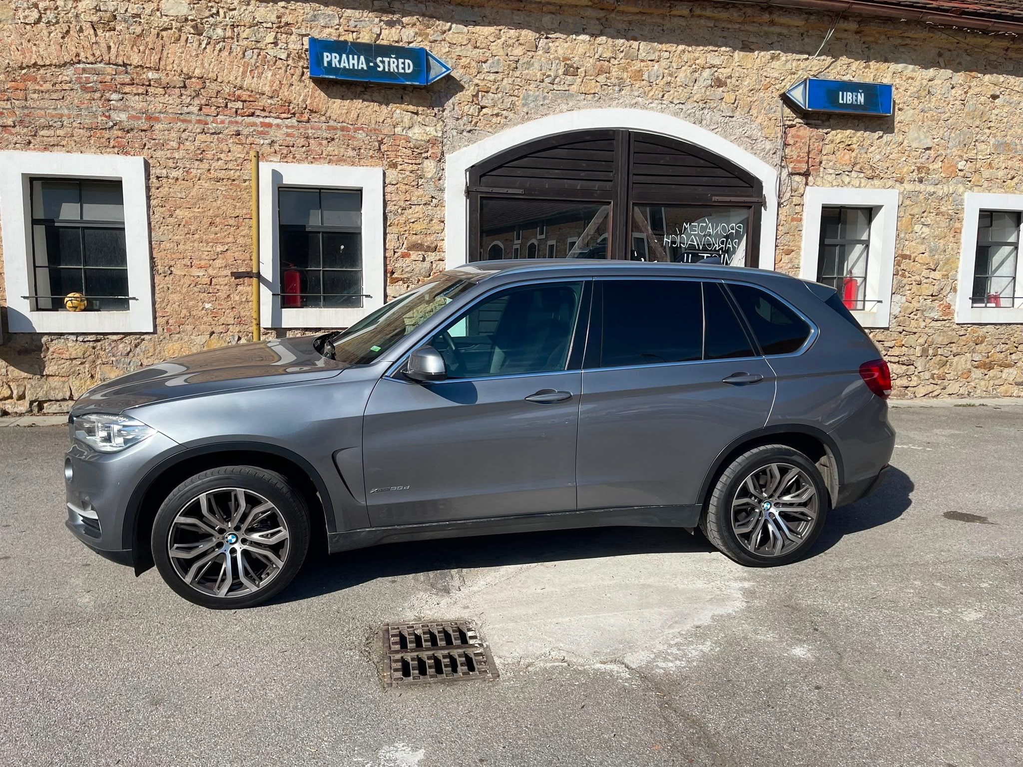 BMW X5, XDrive 30D f15 - fotka 6