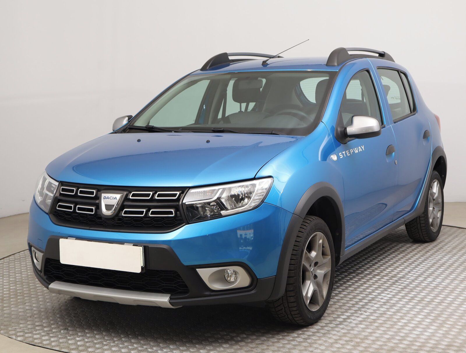 Dacia Sandero, 0.9 TCe, Klima, El. okna - fotka 2