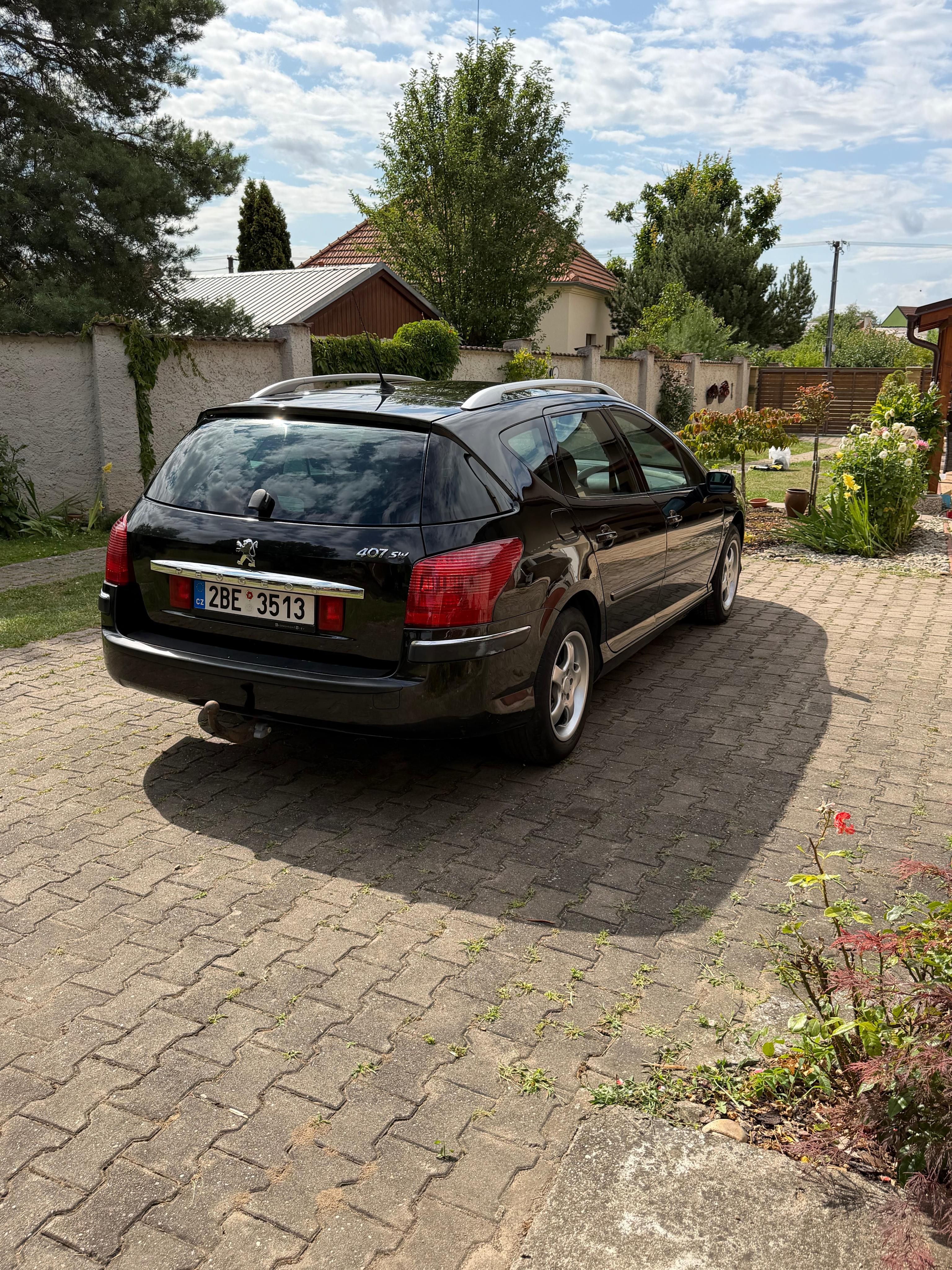 Peugeot 407 - fotka 3