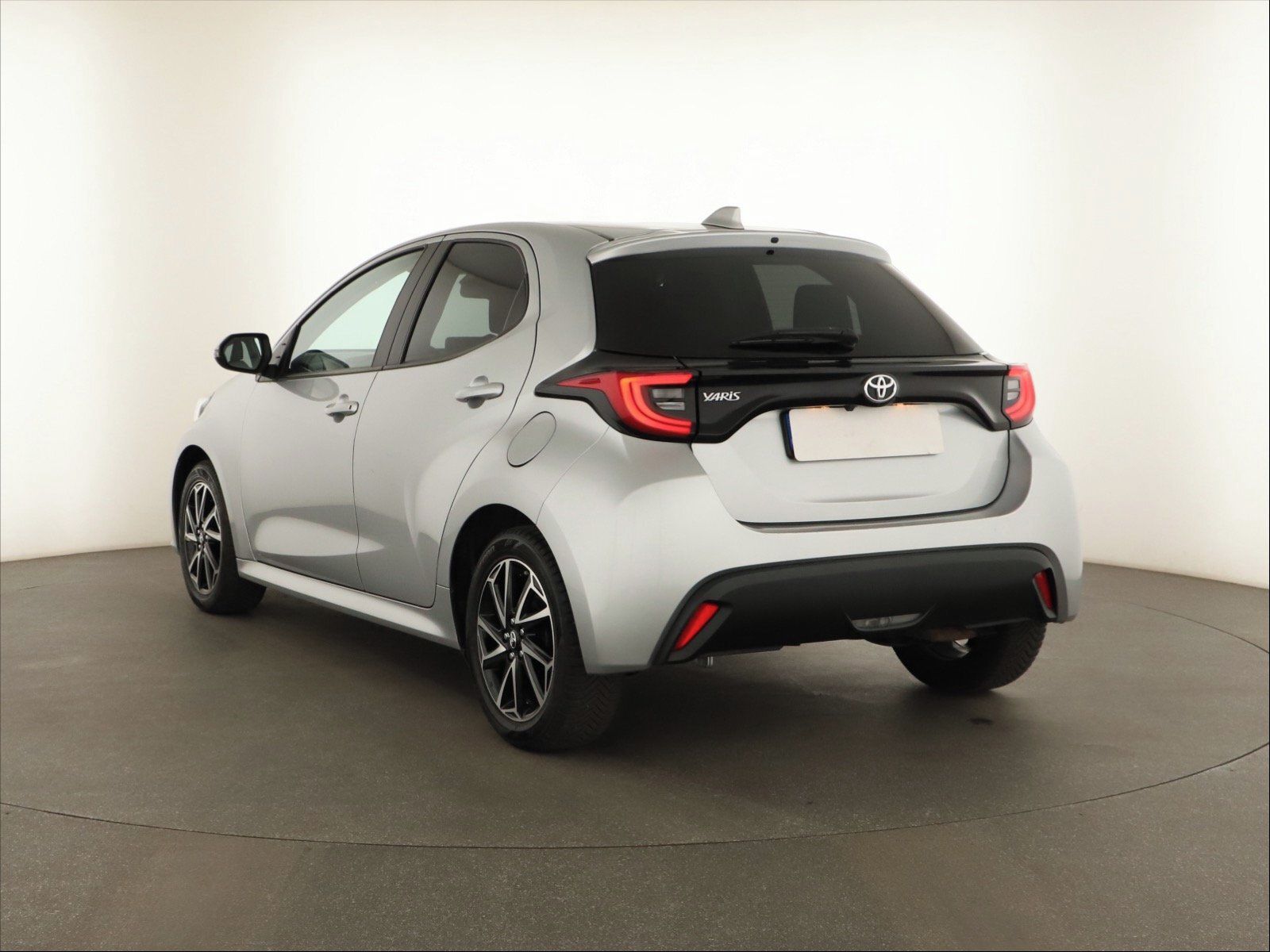 Toyota Yaris, 1.5 VVT-i Hybrid - fotka 4