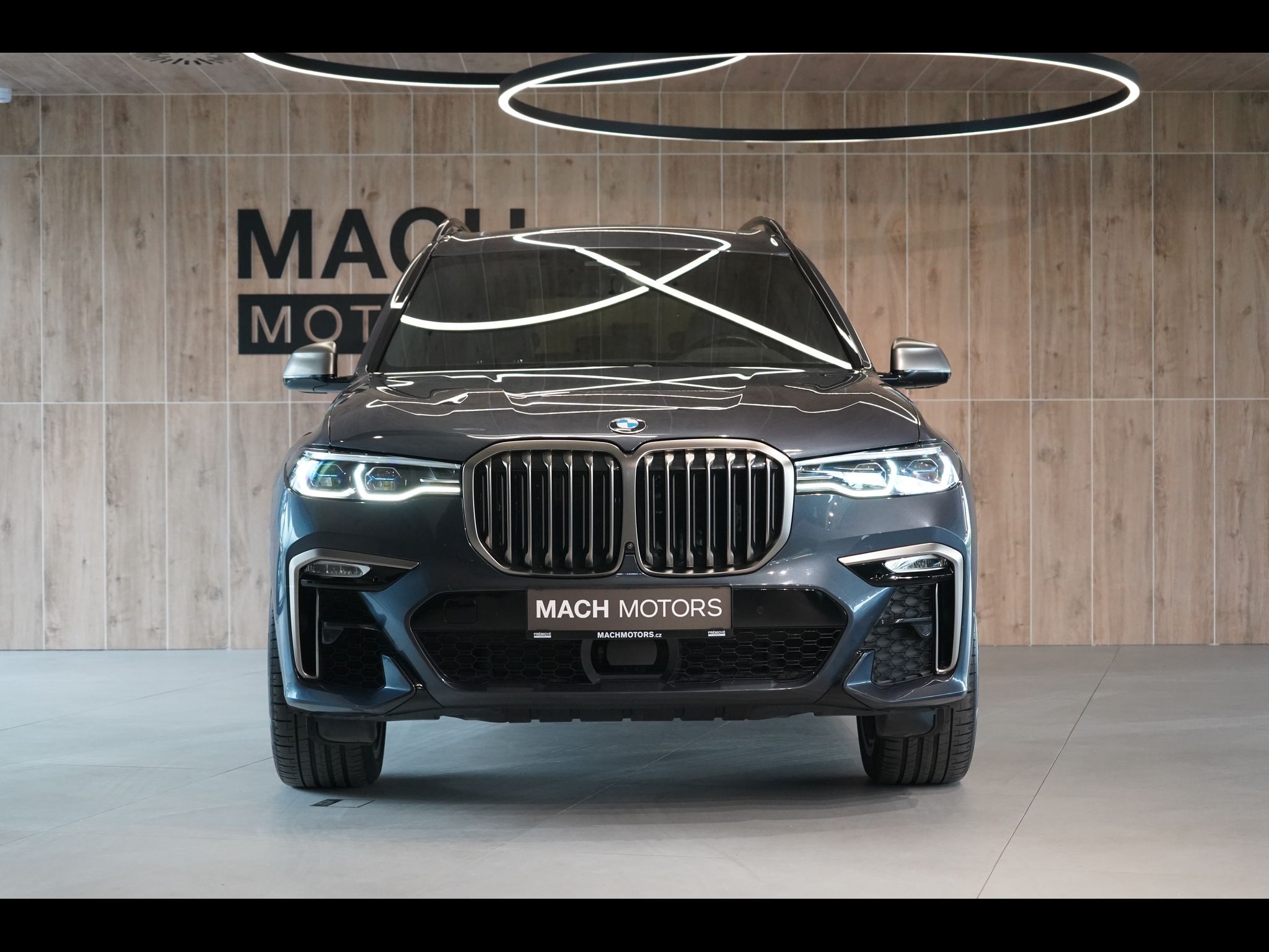 BMW X7, M50i xD, Executive Drive Pro - fotka 3
