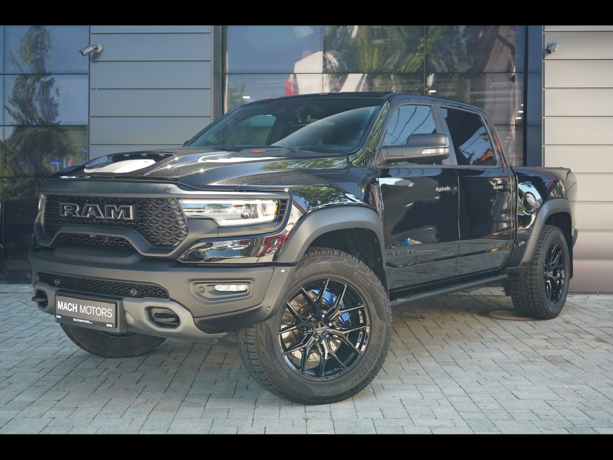 RAM 1500, TRX, Harman/Kardon, Ventilace