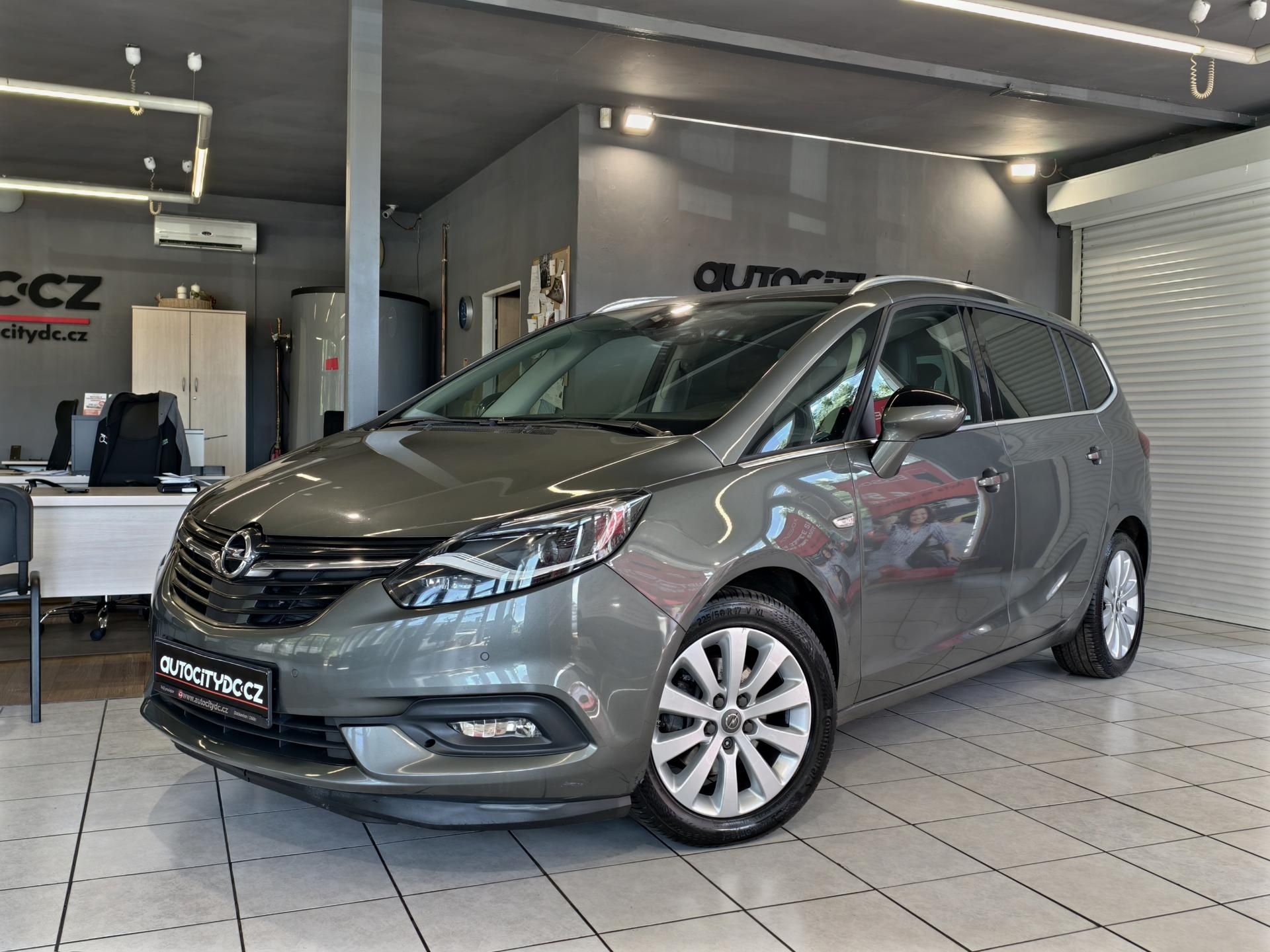 Opel Zafira, TOURER 1.4 TURBO 103kW LED, ČR - fotka 3
