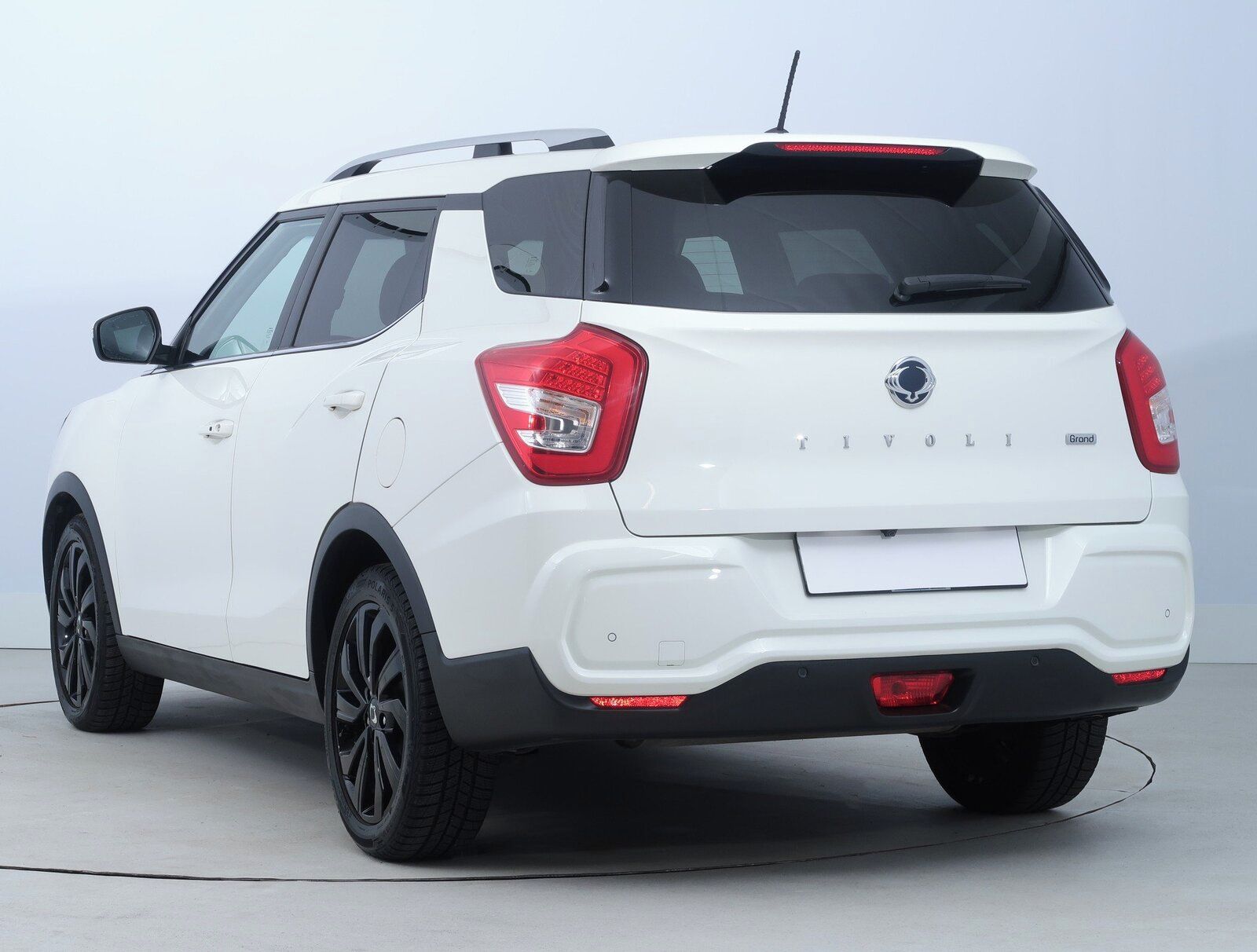 SsangYong Tivoli, 1.5 T-GDI, Automat, Serv.kniha - fotka 4