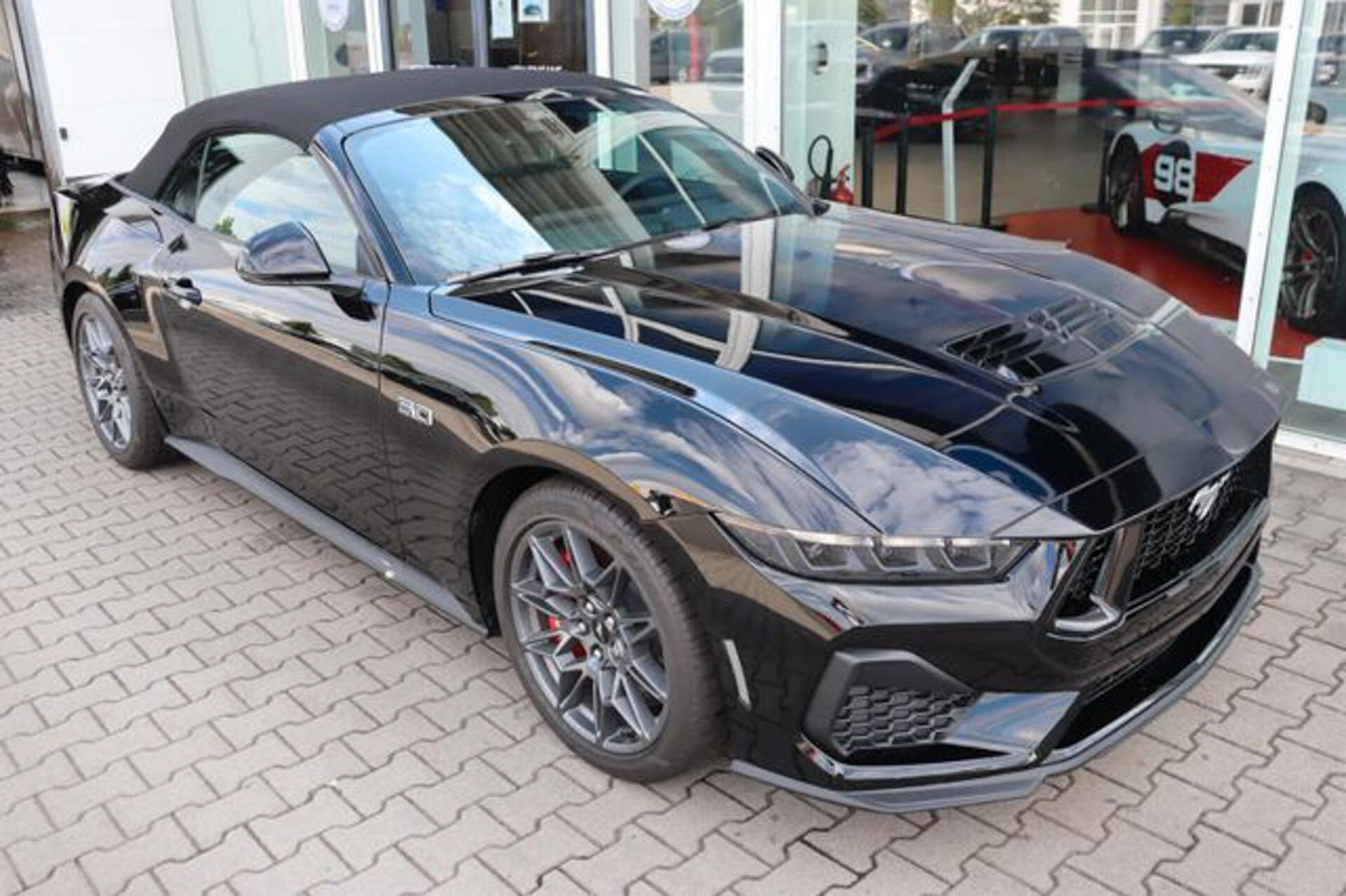 Ford Mustang, 5.0 Convertible MagneRide