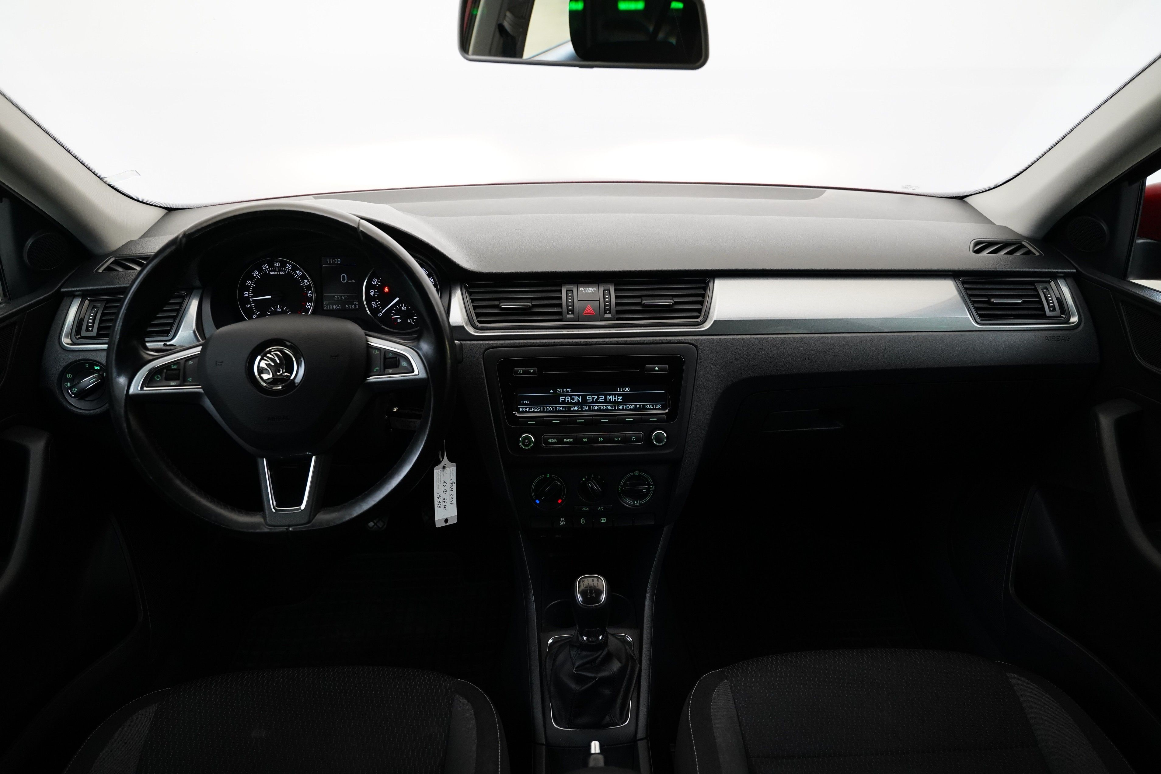 Škoda Rapid, 1.6 TDI 66 kW Ambition - fotka 5
