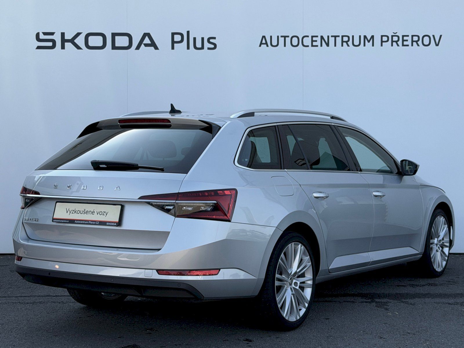 Škoda Superb, 2.0TDI 110kW Style Matrix Manu - fotka 2