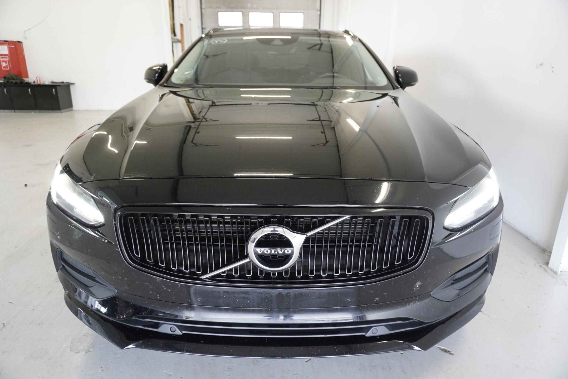 Volvo V90, 2.0 D4 MOMENTUM AUTOMAT 8st. - fotka 3