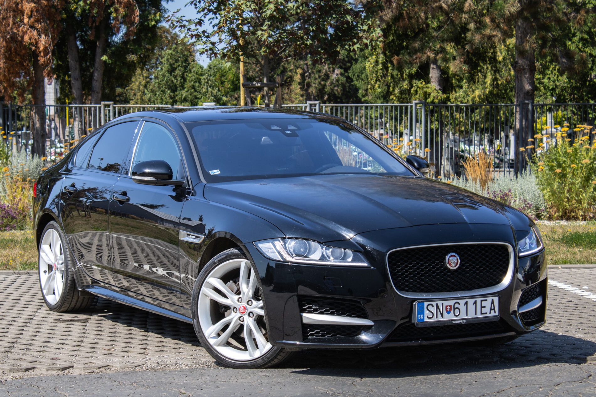 Jaguar XF - fotka 2