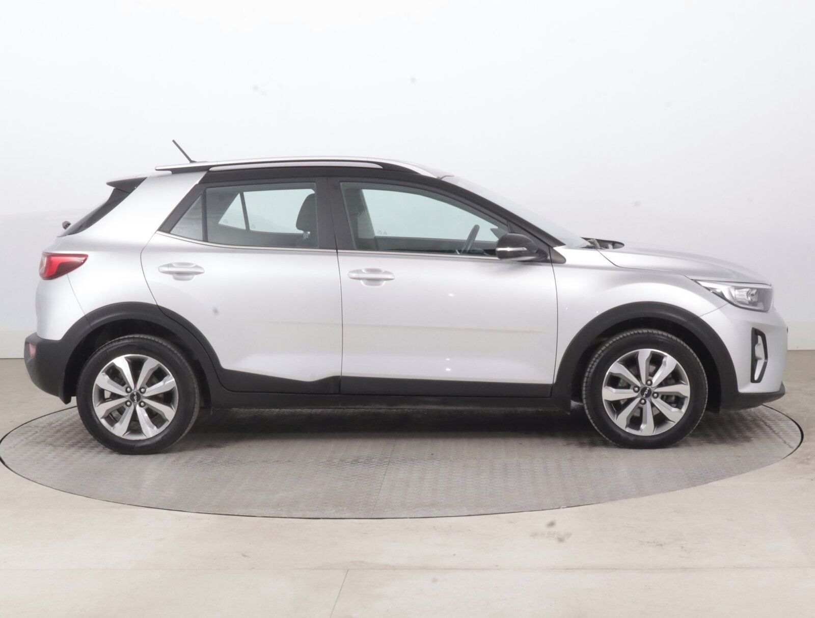 Kia Stonic, 1.0 T-GDI, EXCLUSIVE, DPH - fotka 6