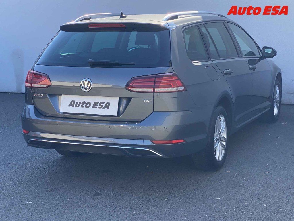 Volkswagen Golf, 1.0 Tsi,Comfortline - fotka 4