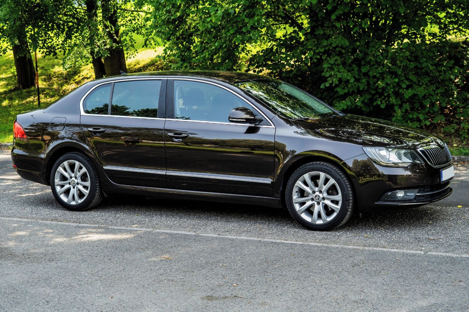 Škoda Superb, 2.0 TDI 103 kW, ČR - fotka 3