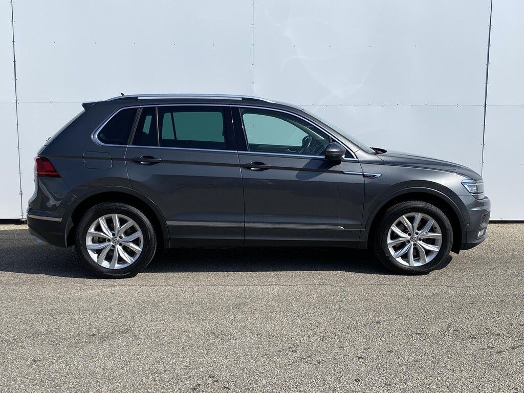 Volkswagen Tiguan, 2,0 BiTDI 4Mot Highline DSG - fotka 3