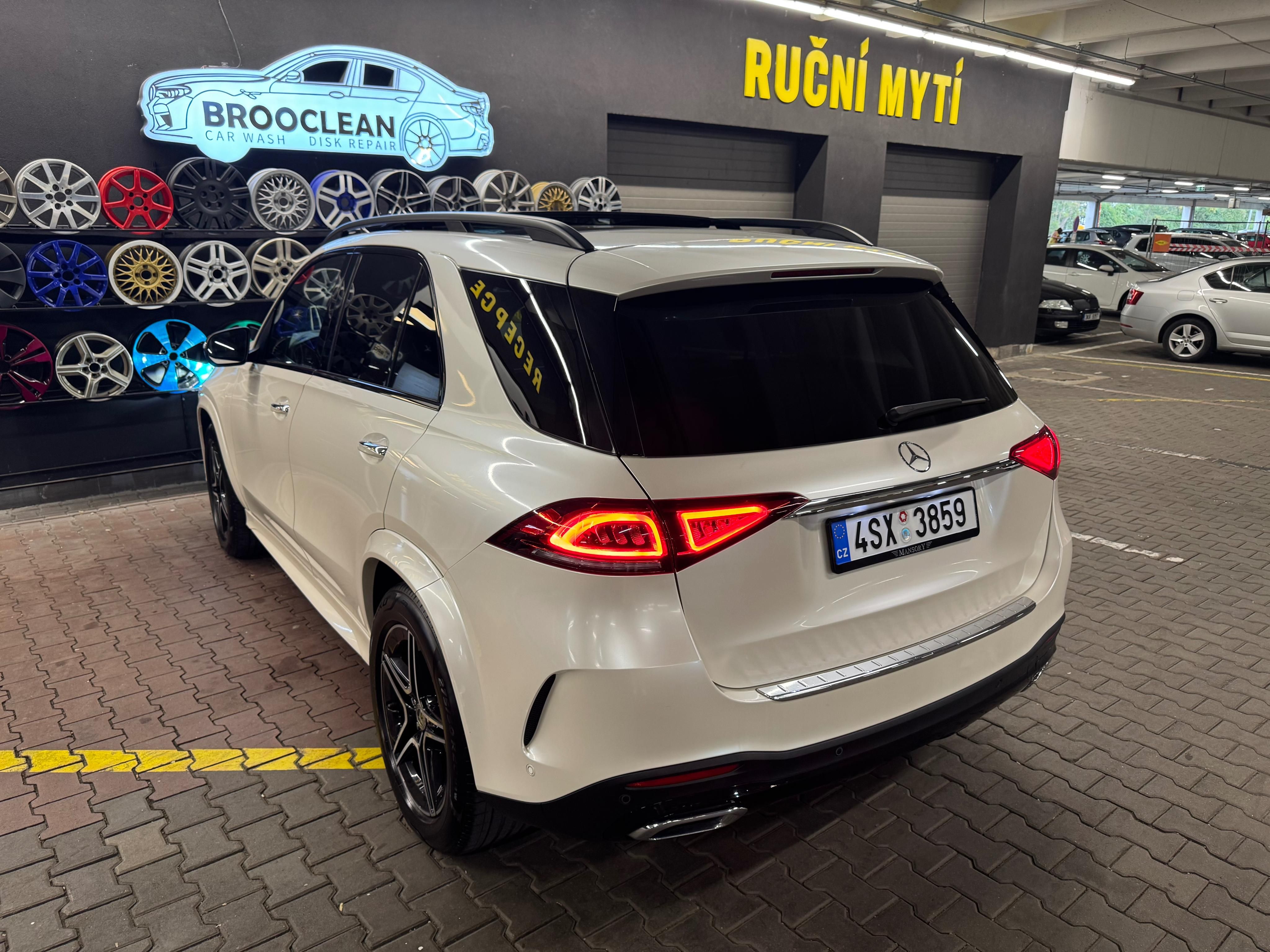 Mercedes-Benz GLE, 350d 4Matic AMG Airmatic ČR - fotka 6